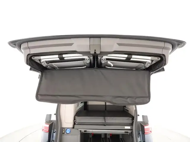 Volkswagen California view 9