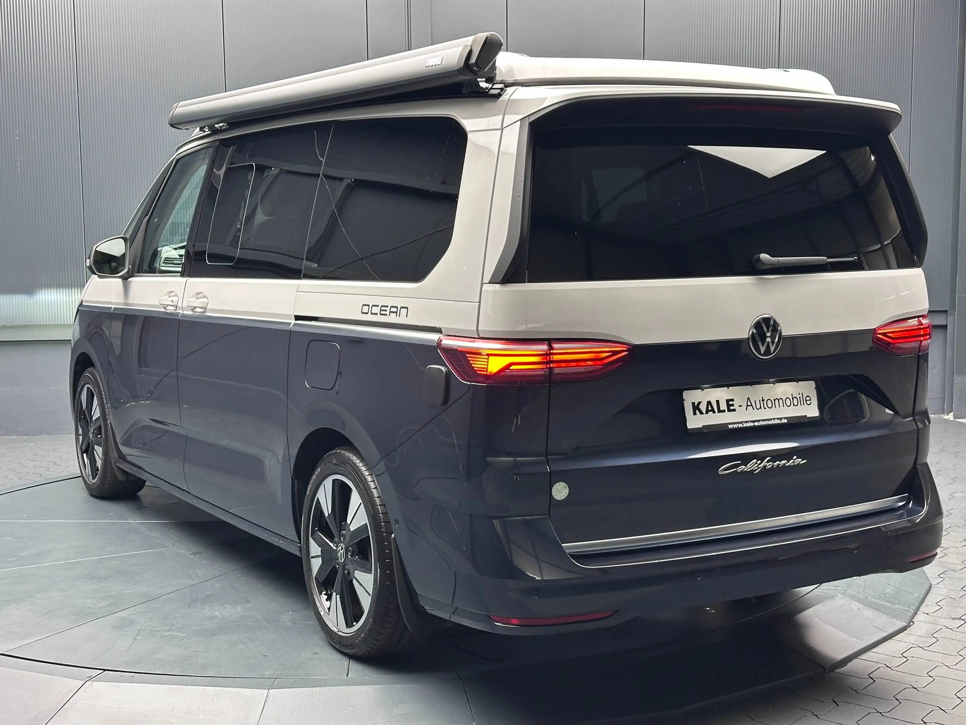 Volkswagen T7 California Ocean *BiColor*19Zoll*MARKISE*AHK*el.TÜR*NP:109.380 EUR* — photo 15