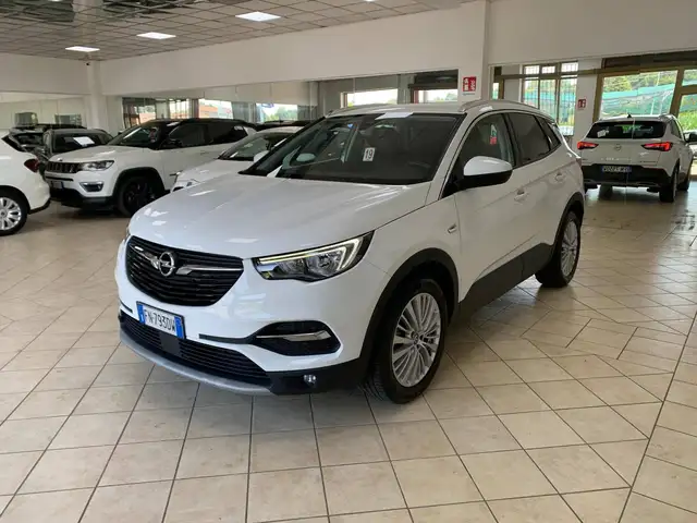 Opel Grandland X Grandland X 1.2 130 CV Business