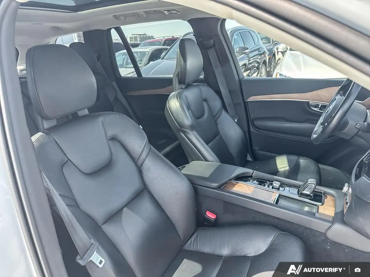 Volvo XC90 снимка Volvo XC90