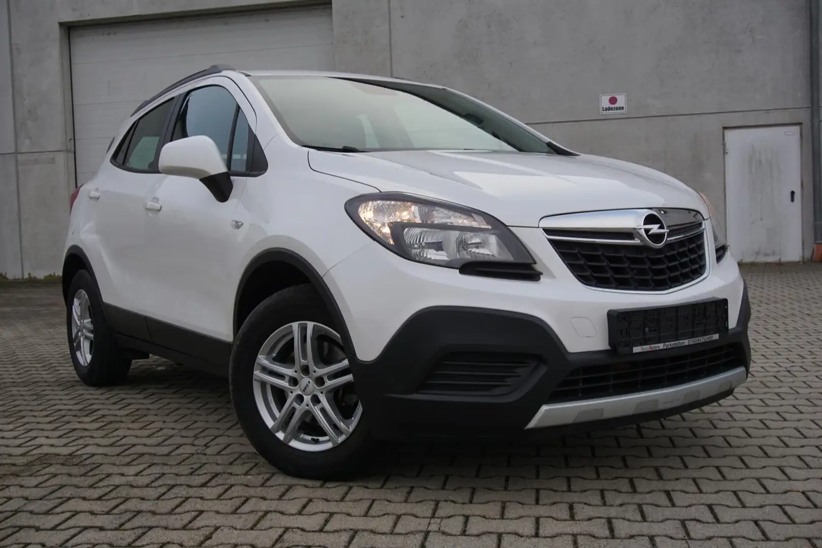 Opel Mokka 1.6 16V AHK PDC Freisprech Tempomat Alb - 1