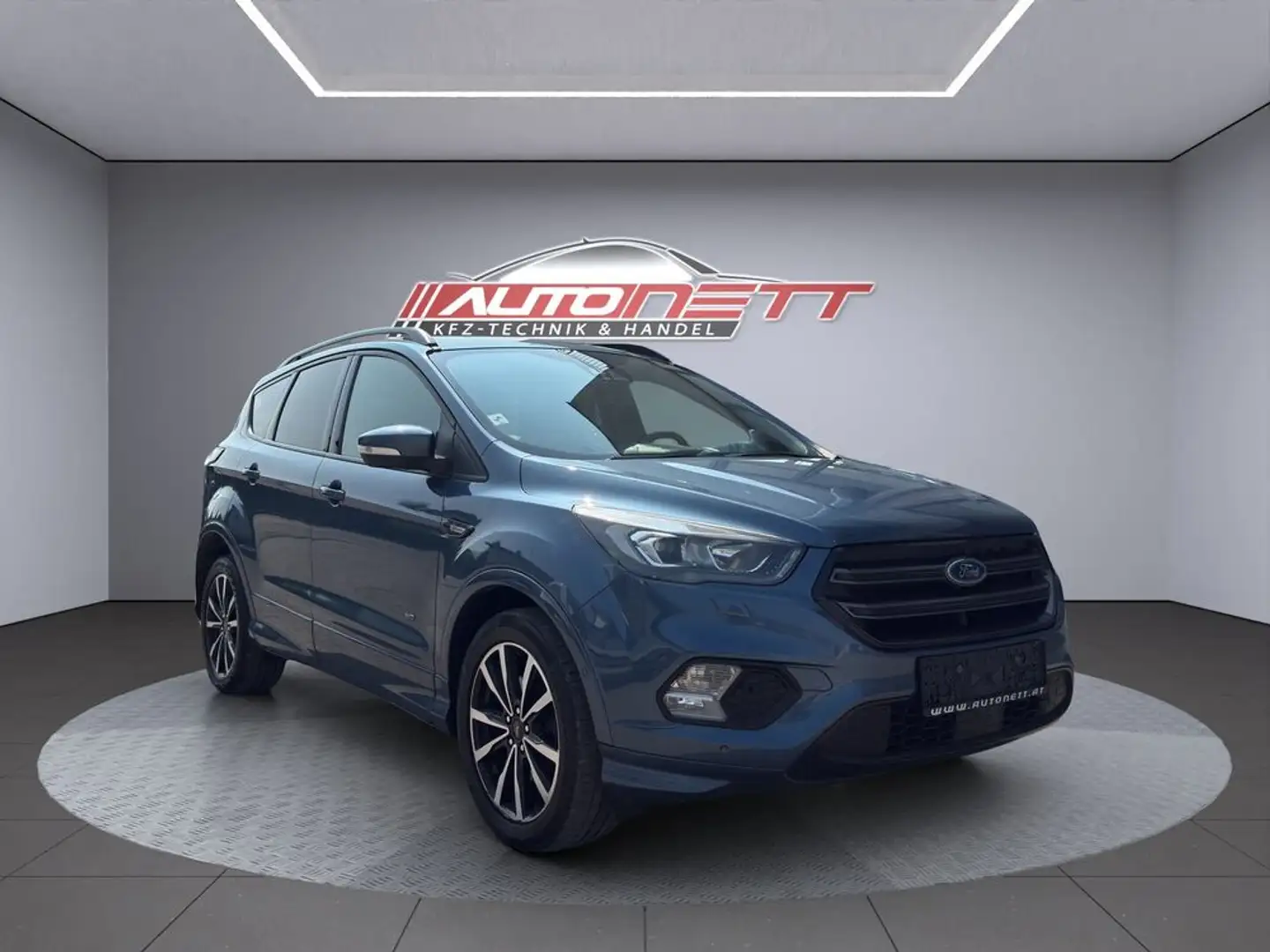 Ford Kuga ST-Line Blau - 1