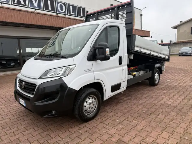 Fiat Ducato Fiat Ducato 2.3 140CV Ribaltabile Trilaterale E.6d