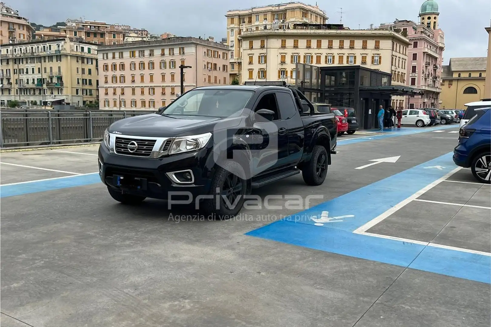 Nissan Navara Navara 2.3 dCi 4WD King Cab Acenta Чёрный - 1