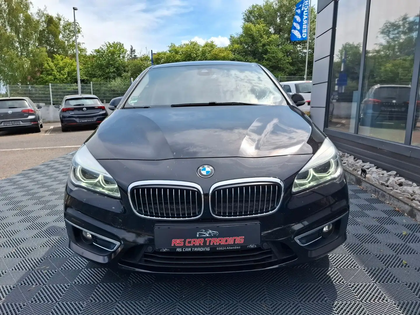 BMW 220 Active Tourer 220d*Luxury*Automatik*Leder* Noir - 2