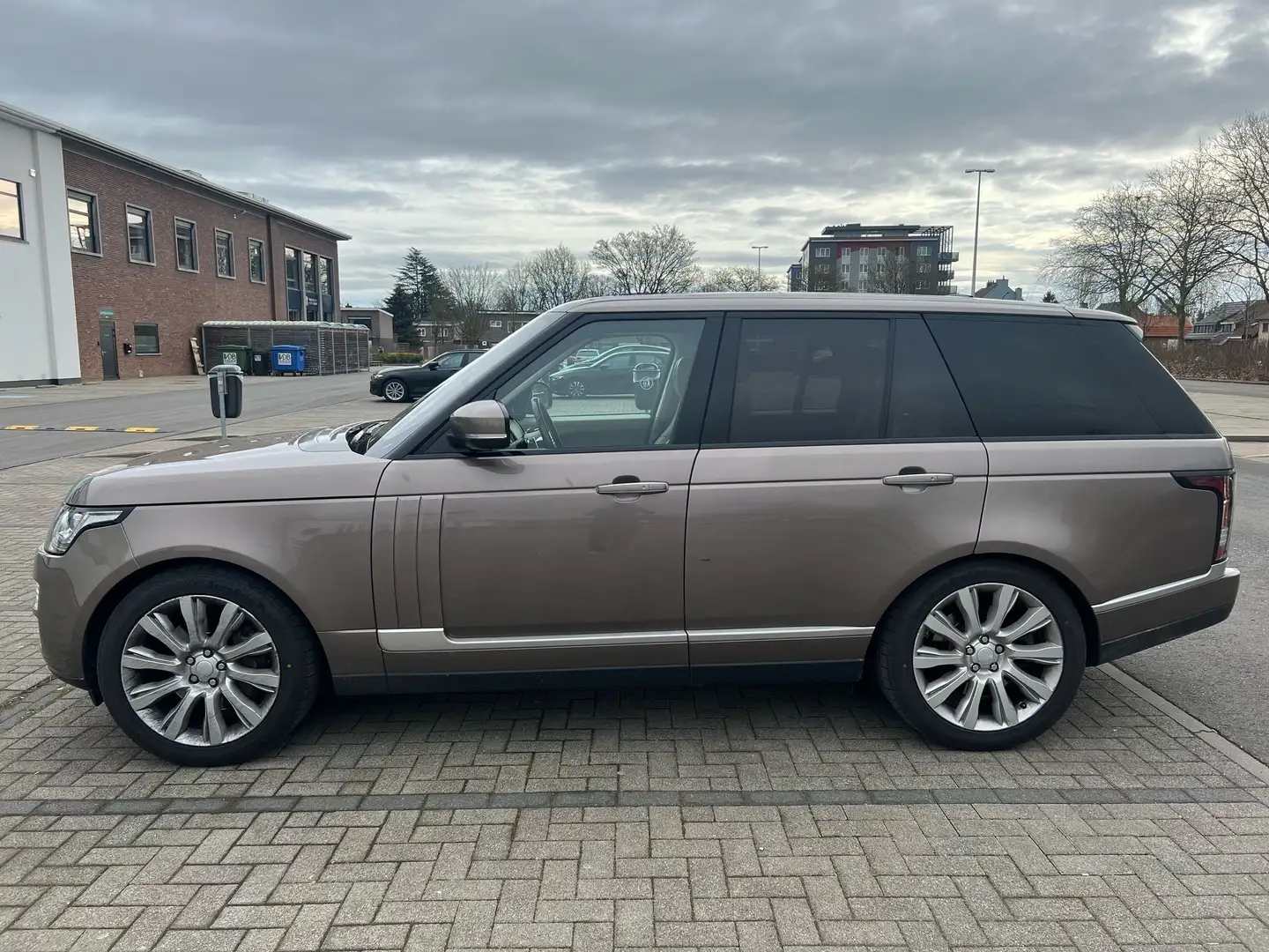 Land Rover Range Rover Range+Rover+V8+Supercharged+Autobiography Beige - 1