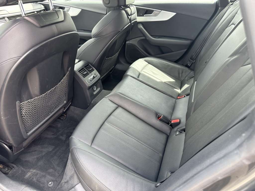 2019 Audi A5 Progressiv 45 TFSI quattro thumb 9