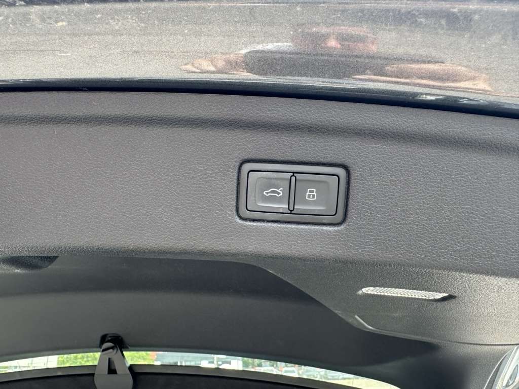 2019 Audi A5 Progressiv 45 TFSI quattro thumb 8