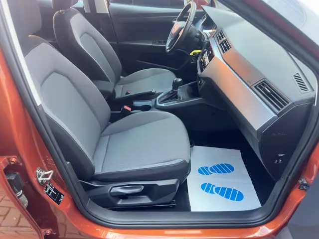 Seat Arona view 13