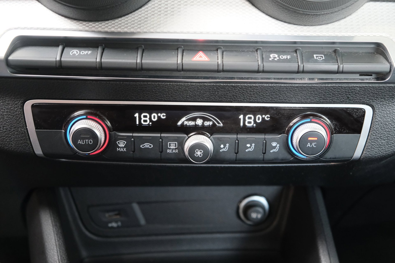 Audi Q2 35 TFSI Pro Line Automaat - N.A.P. Airco, Cruise, — photo 17
