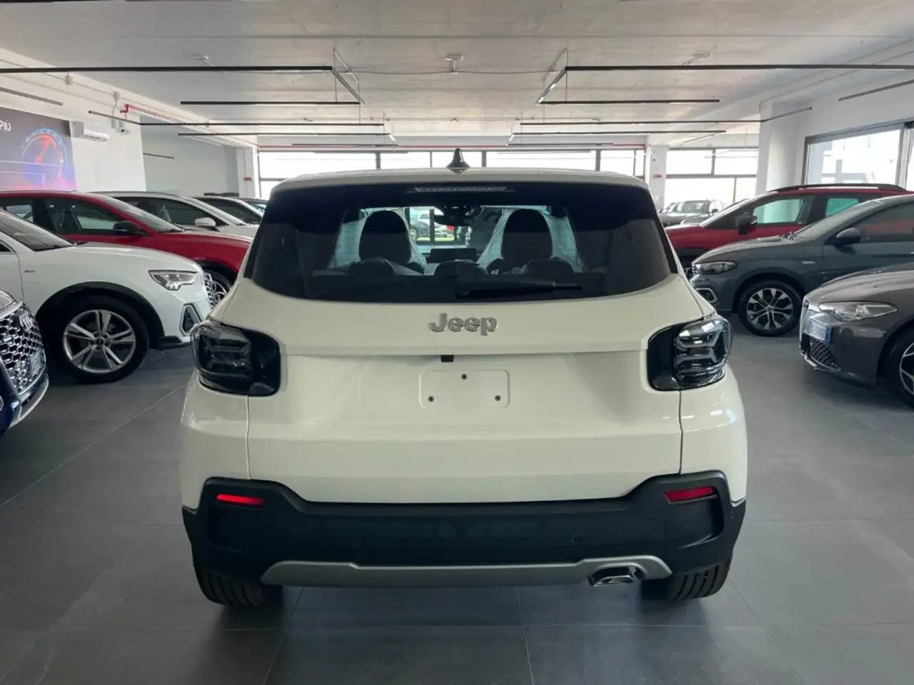 Jeep Avenger 2026 — фото 10