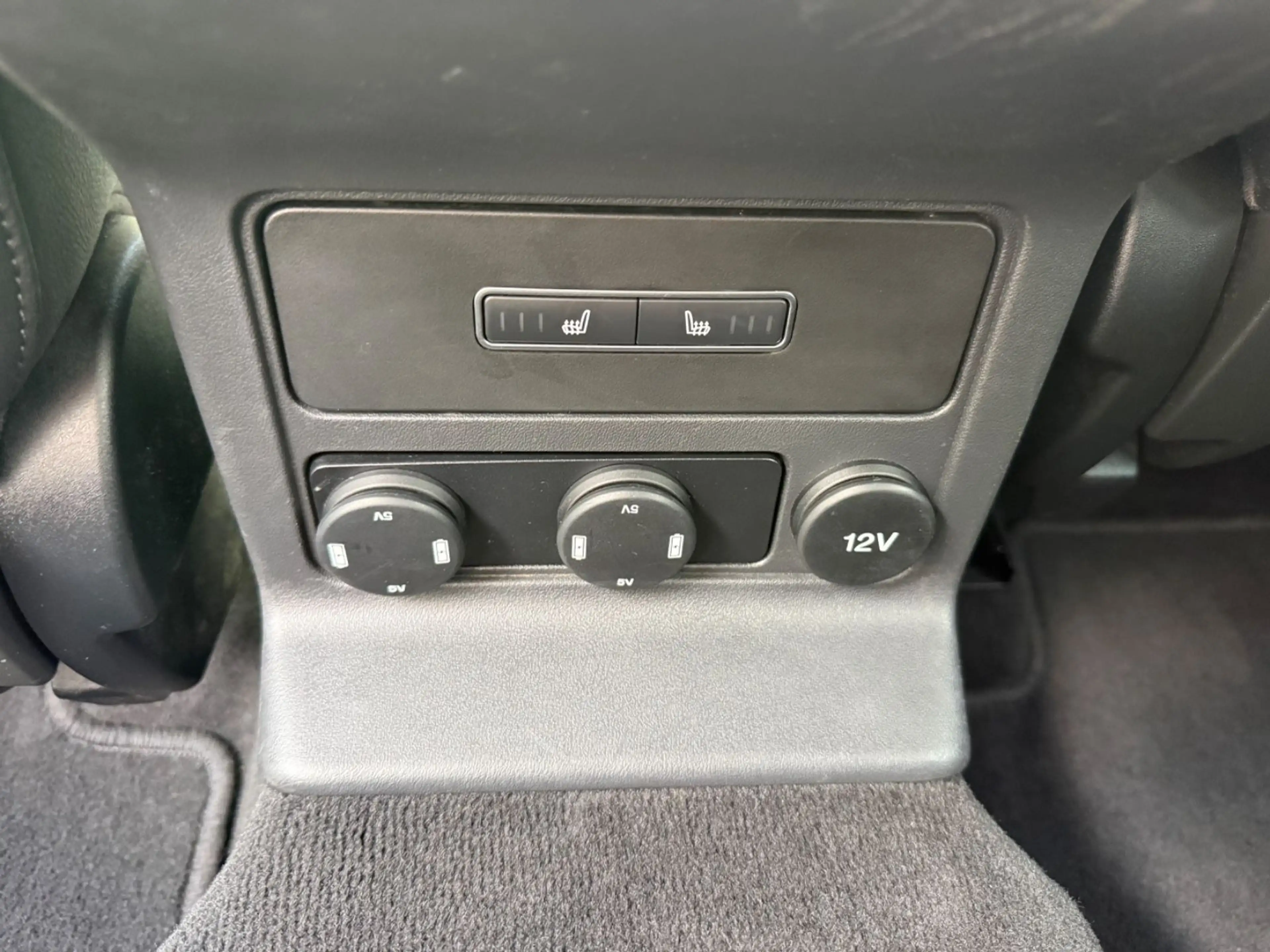 Jaguar F-Pace F-PACE Prestige AWD 30d Bi-Xenon AHK ATM — photo 15