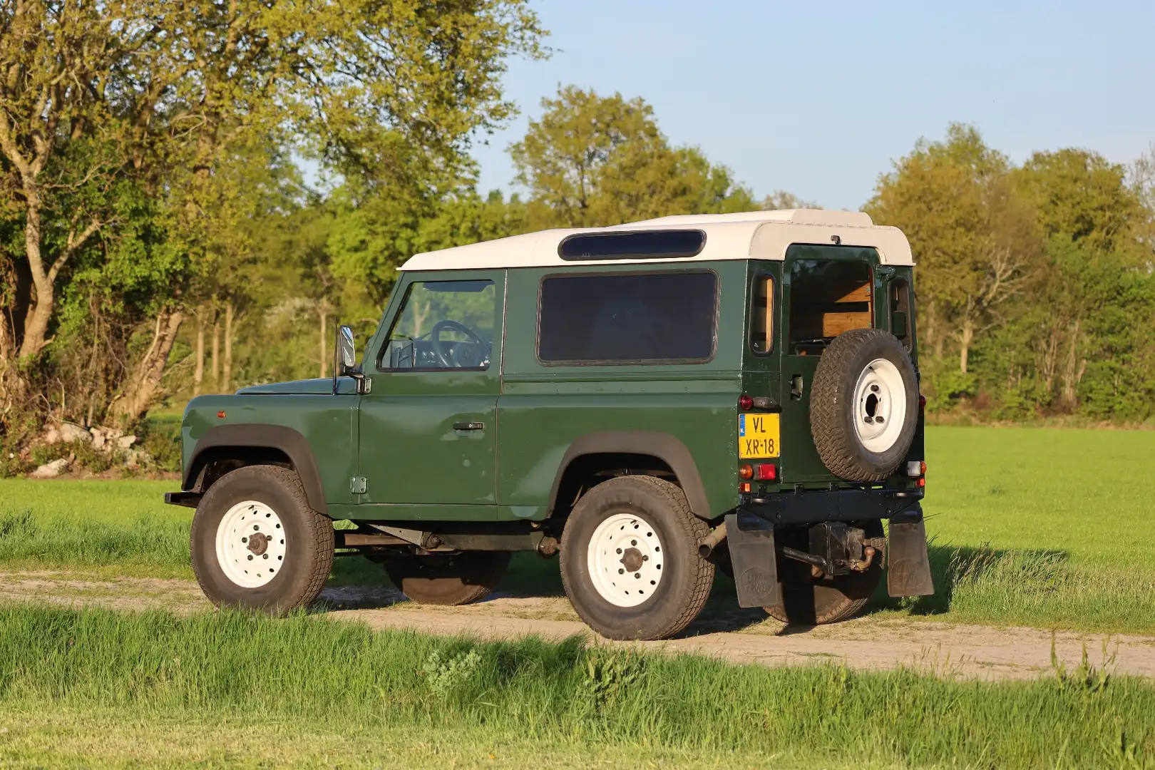 Land Rover Defender 2.5 Tdi 90" Top Groen - 1