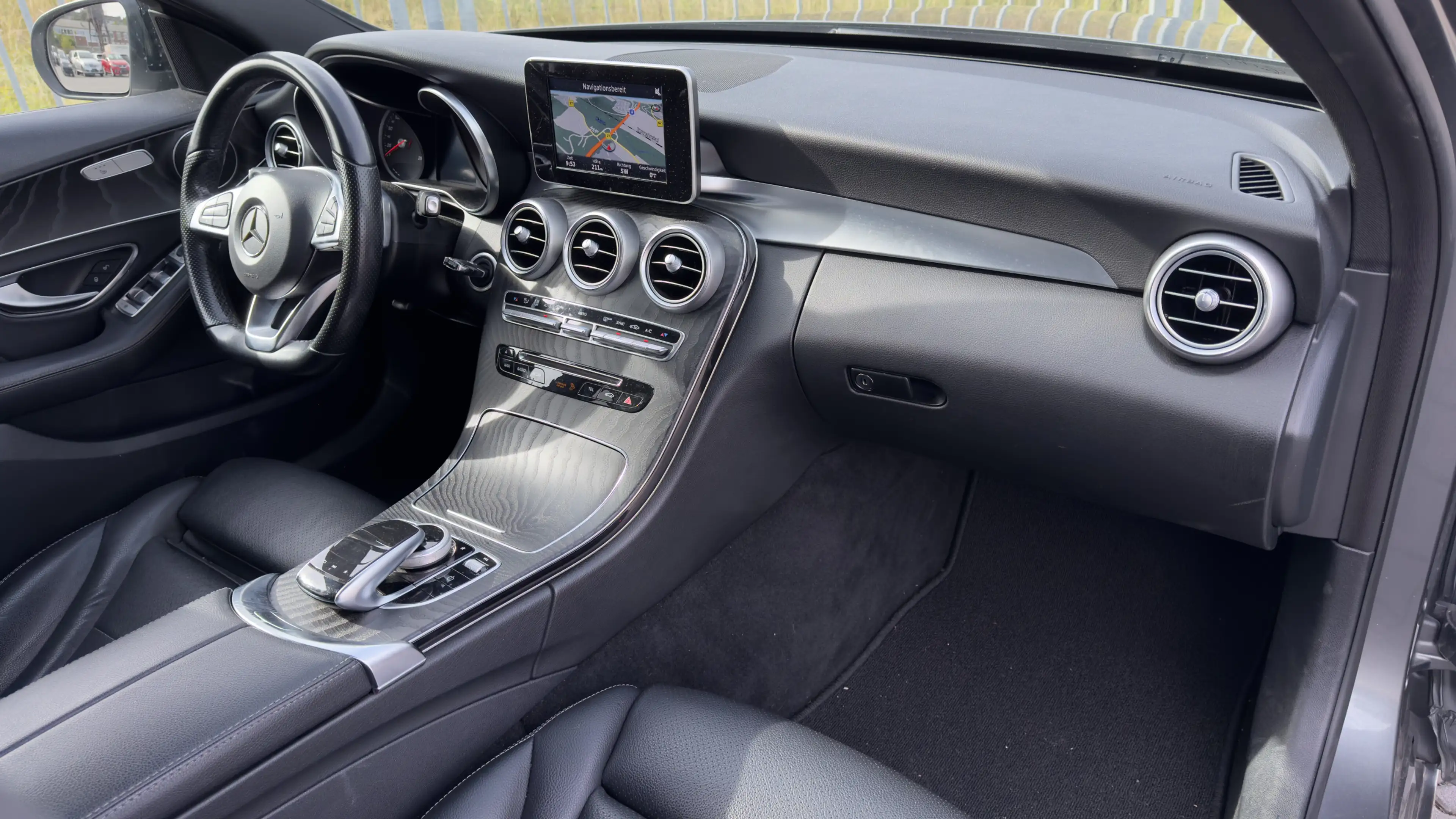 Mercedes-Benz C 220 d AMG T BlueTec Leder Navi Ambiente LED — photo 12