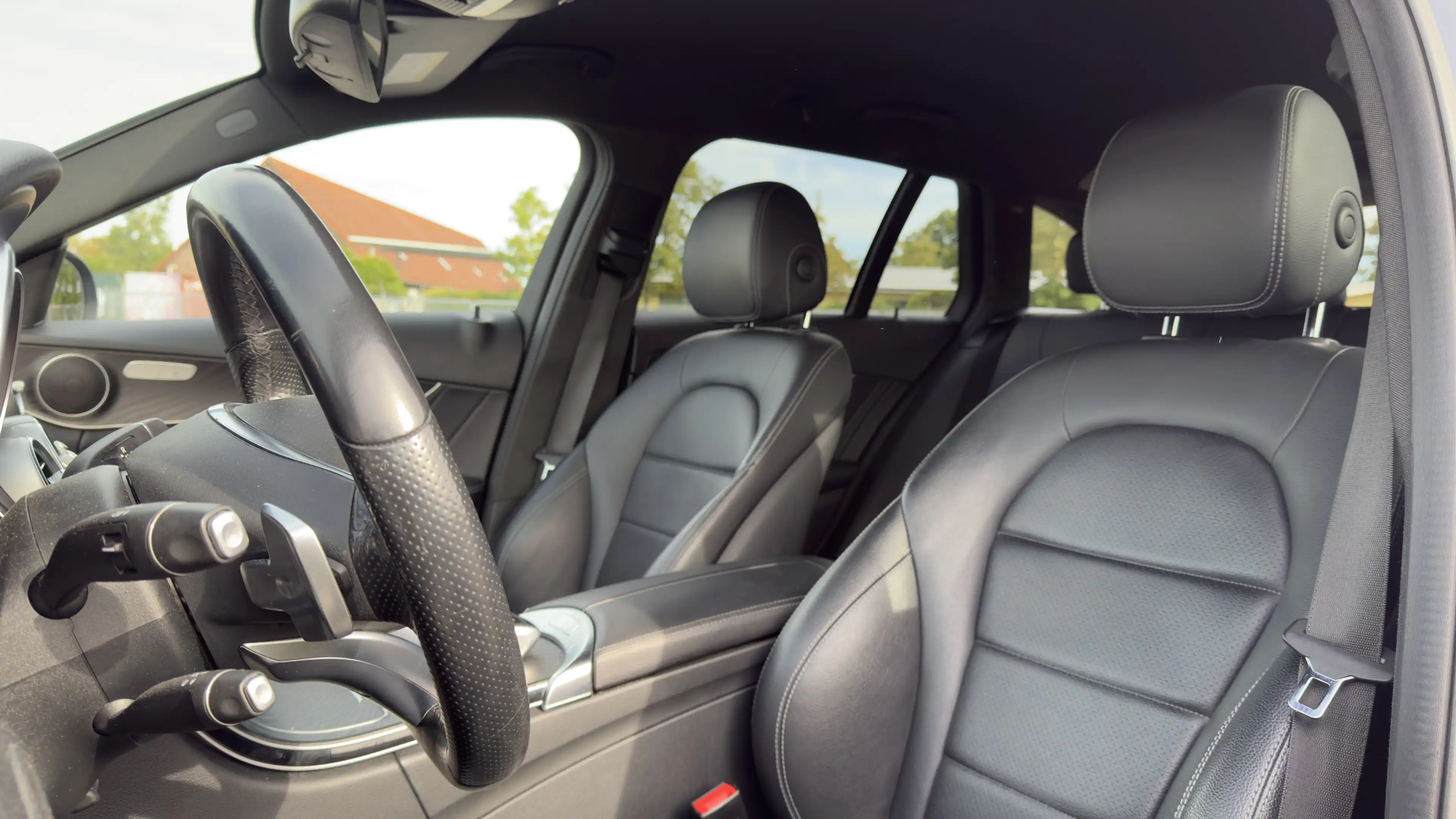 Mercedes-Benz C 220 d AMG T BlueTec Leder Navi Ambiente LED — photo 6