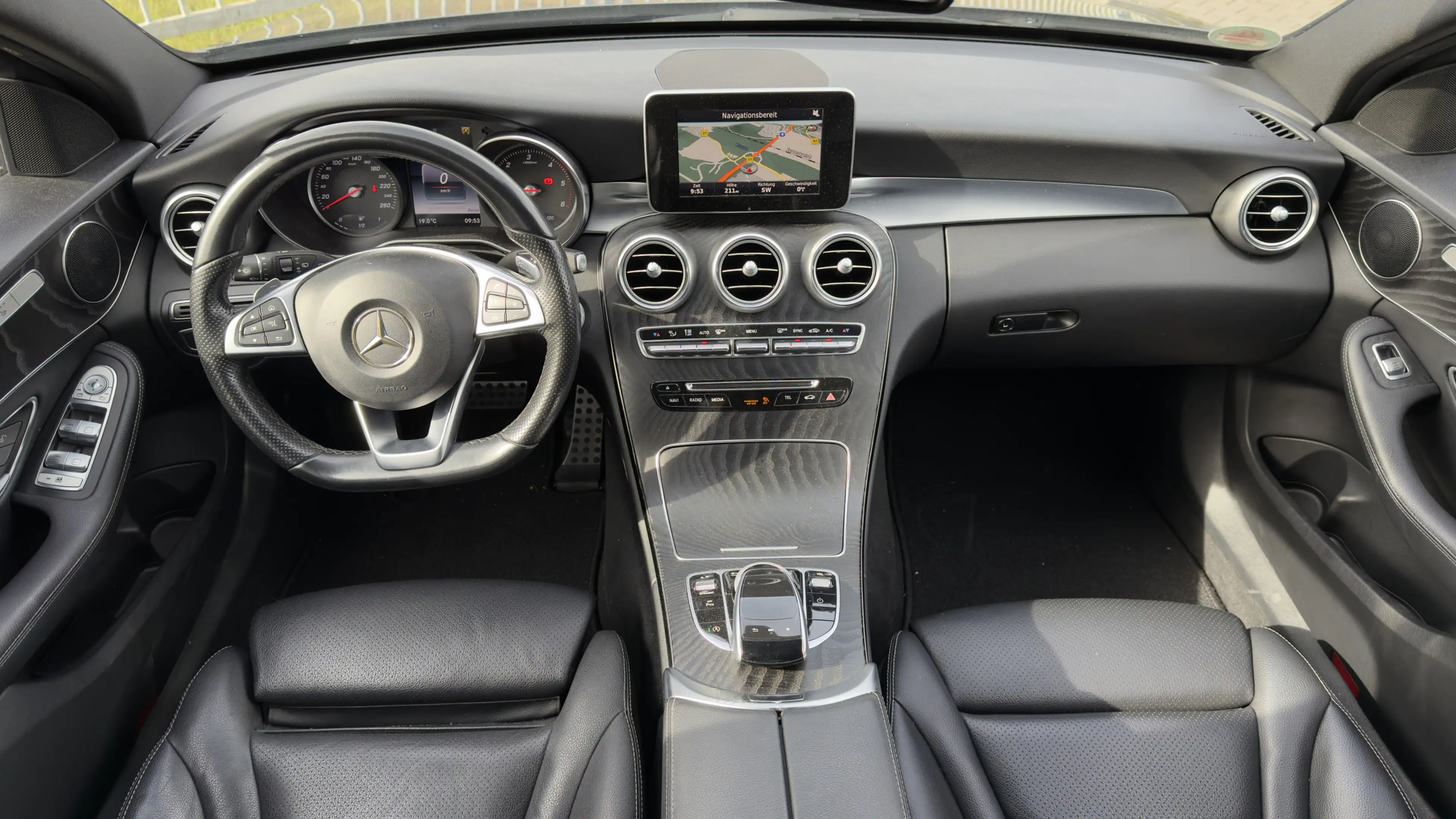 Mercedes-Benz C 220 d AMG T BlueTec Leder Navi Ambiente LED — photo 9