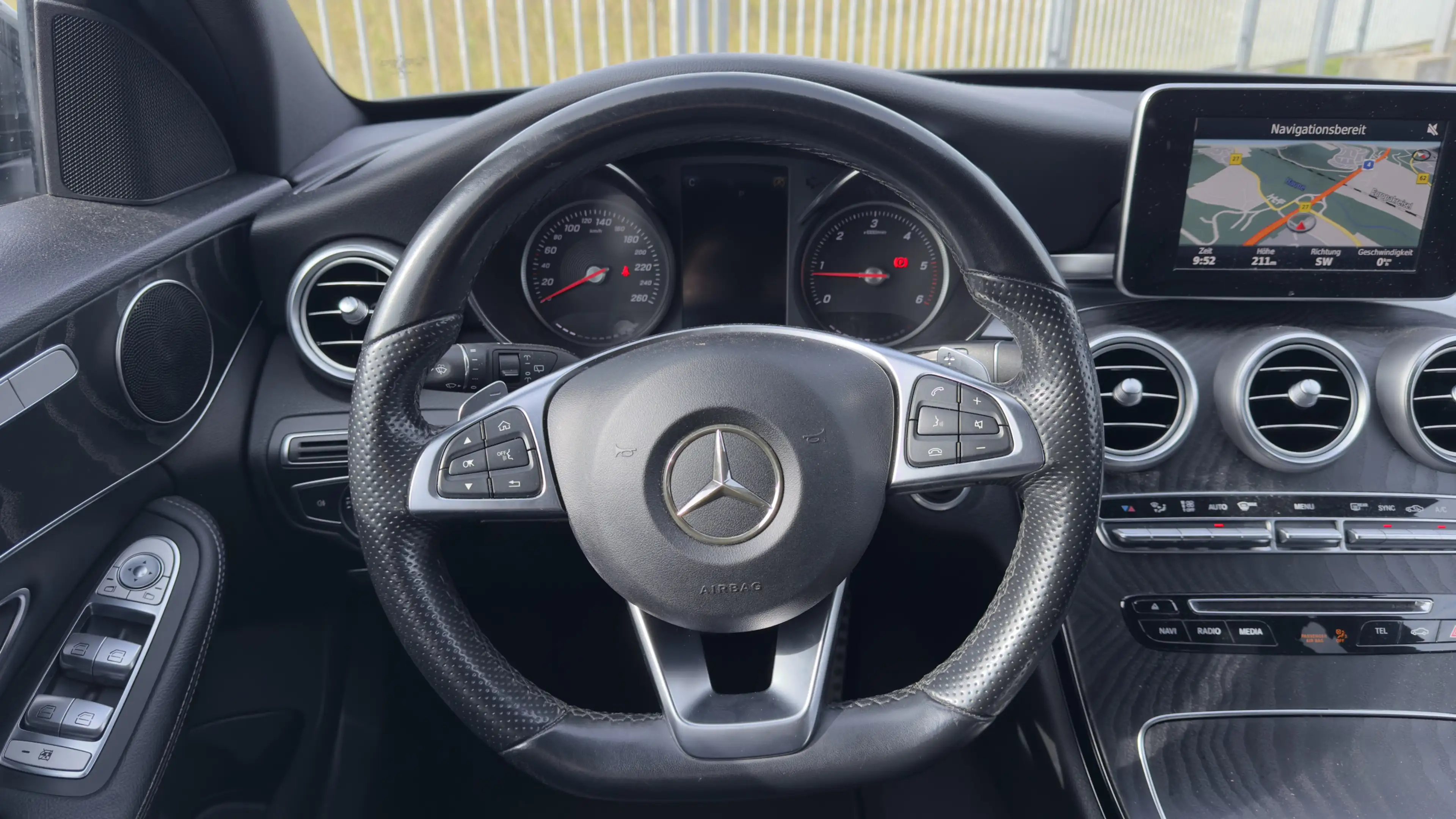 Mercedes-Benz C 220 d AMG T BlueTec Leder Navi Ambiente LED — photo 7