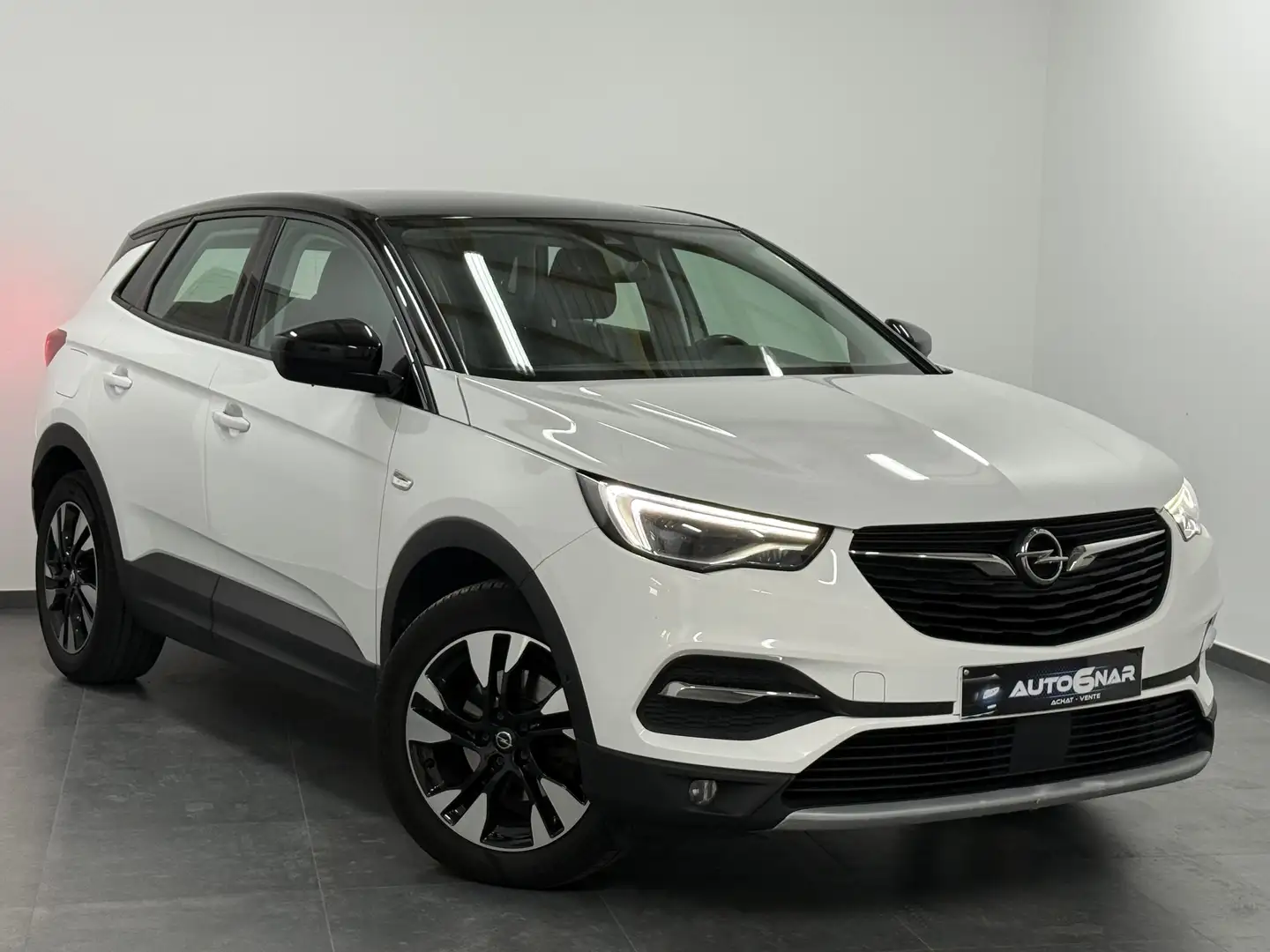 Opel Grandland X 1.5 Turbo D Euro6d - Led - CarPlay - Camera Blanco - 1