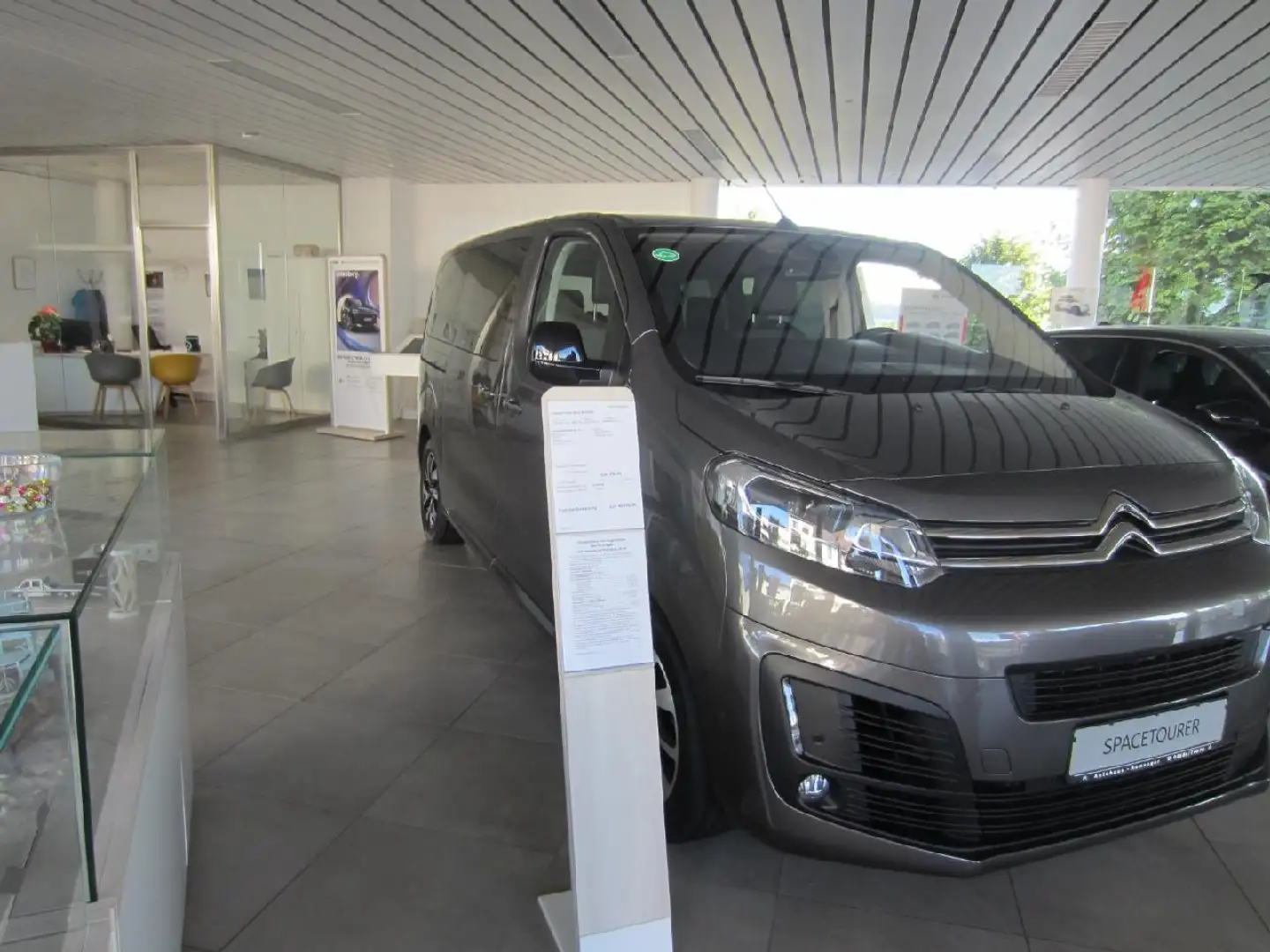 Citroen Spacetourer Business Lounge M  Elektromotor siva - 2