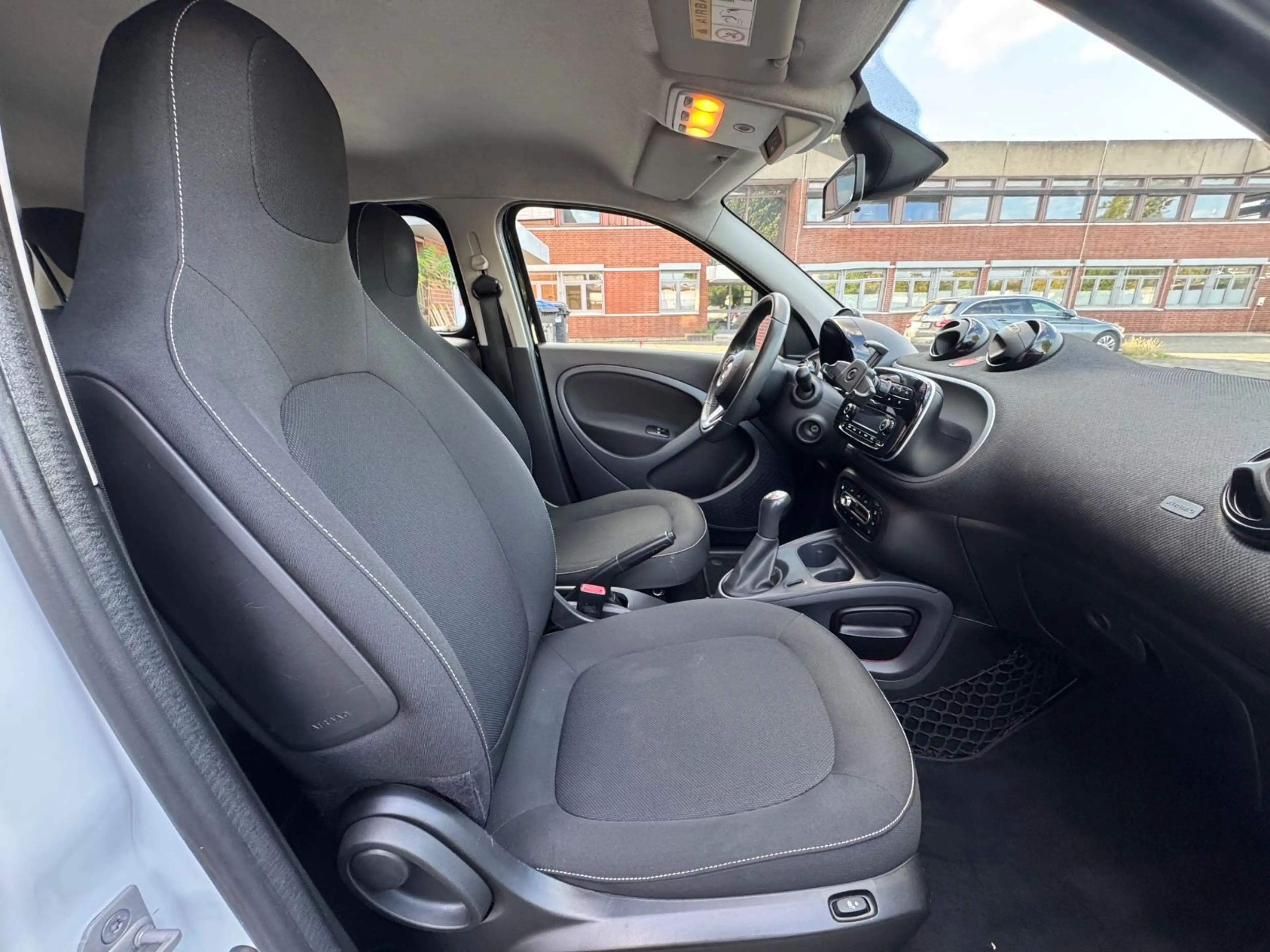 smart forFour *LED*PDC*KLIMAUTOM*TEMPO*AUDIOSYSTEM* — photo 12