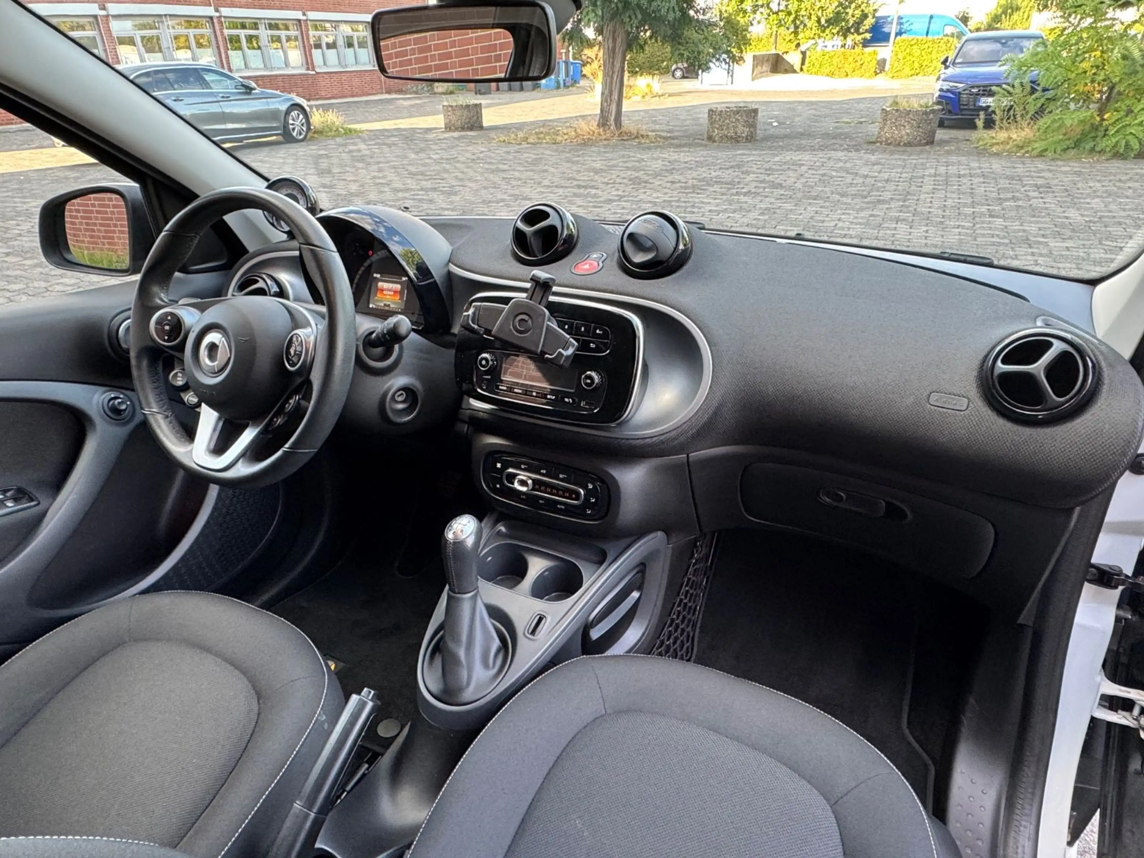 smart forFour *LED*PDC*KLIMAUTOM*TEMPO*AUDIOSYSTEM* — photo 10