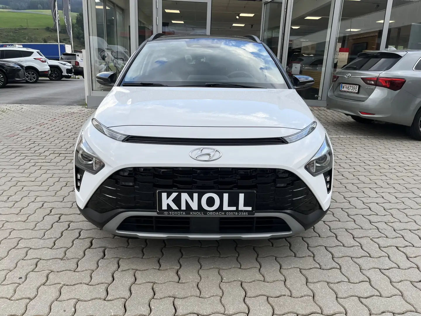 Hyundai BAYON 1,0T-GDi i Line Plus 2WD Weiß - 2