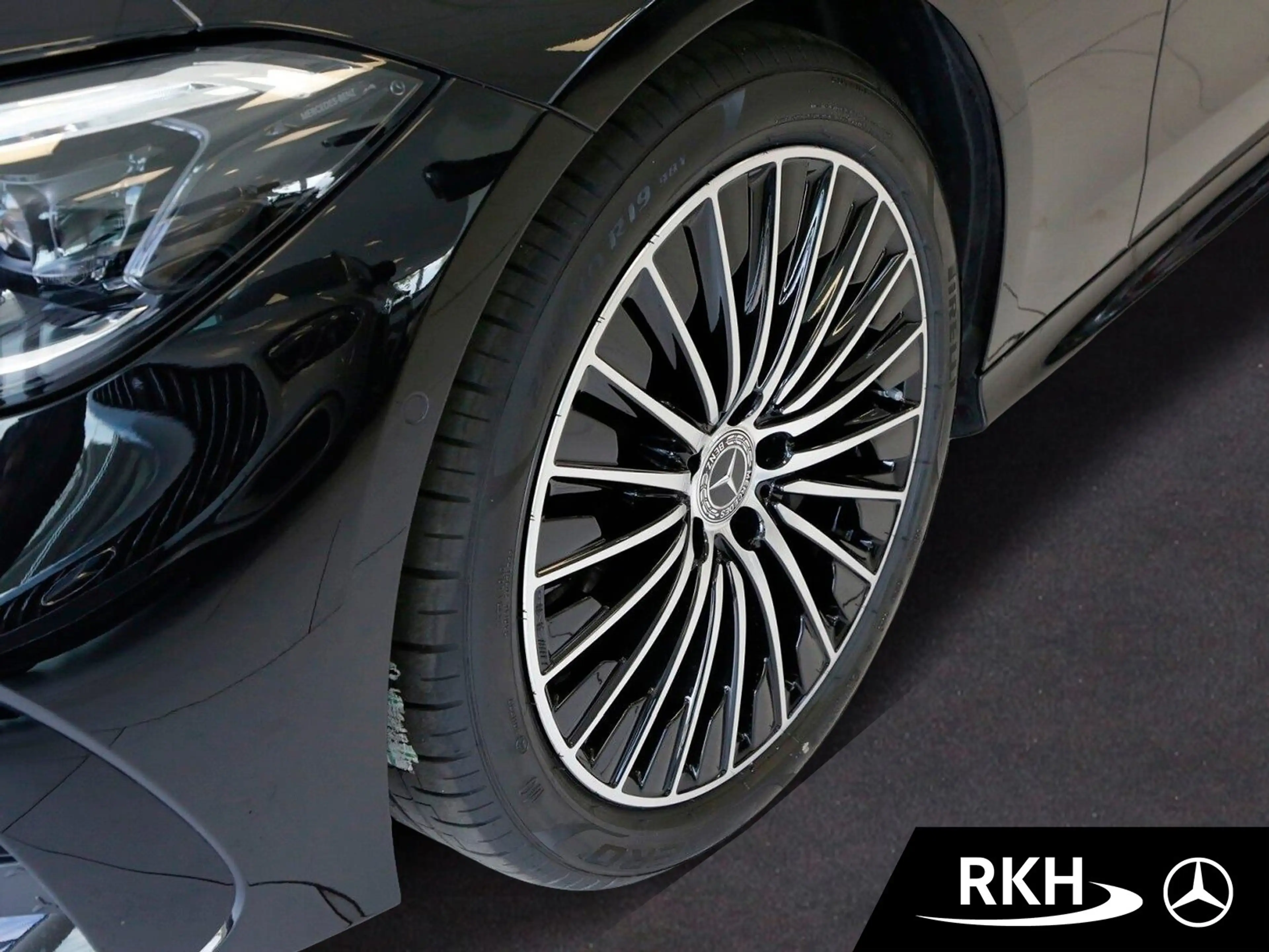 Mercedes-Benz CLE 200 CLE 200 Cabrio AMG 360°/Distr./Leder Beige — photo 5