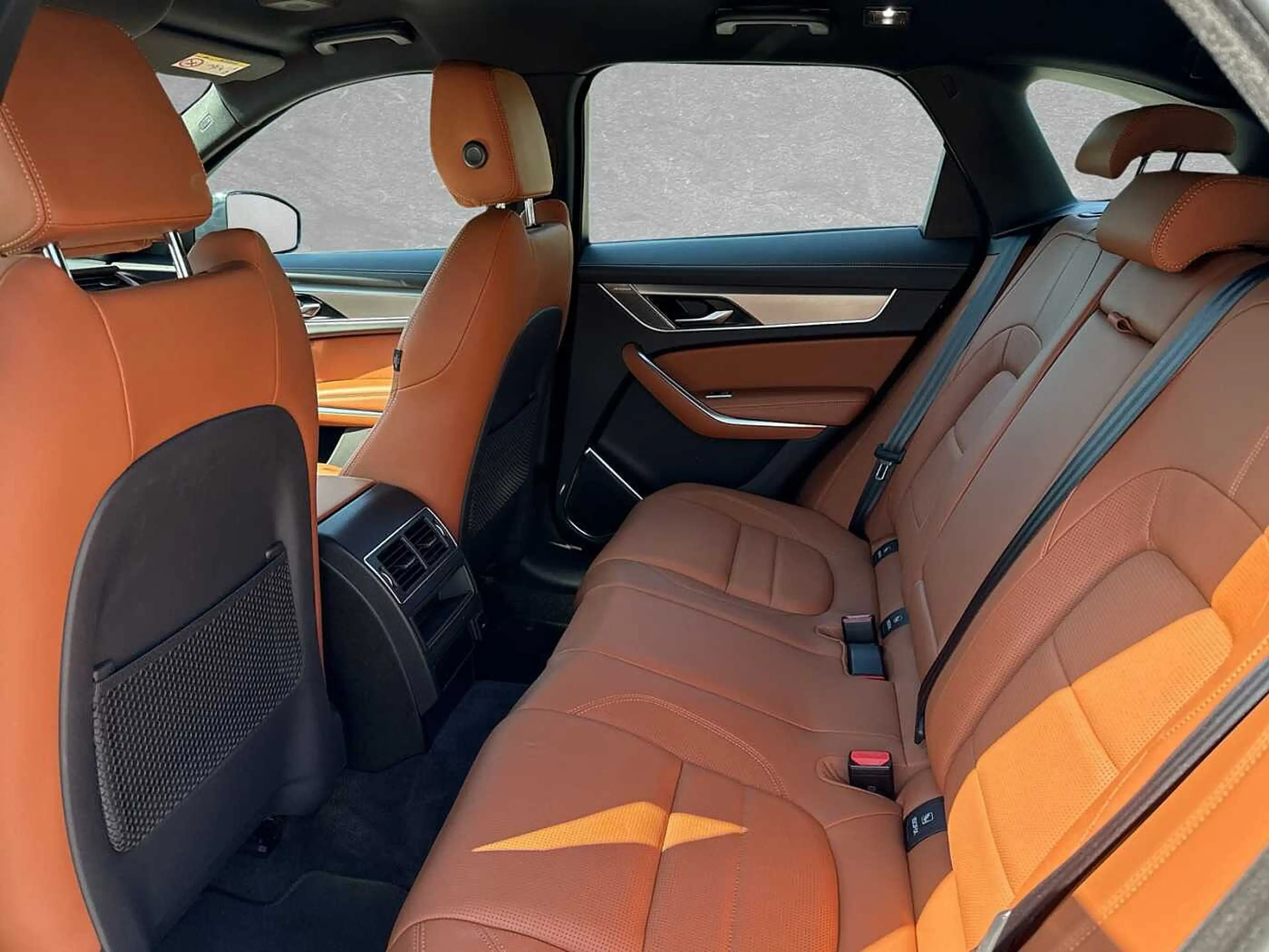 Jaguar F-Pace Diesel D300 AWD R-Dynamic SE — photo 5
