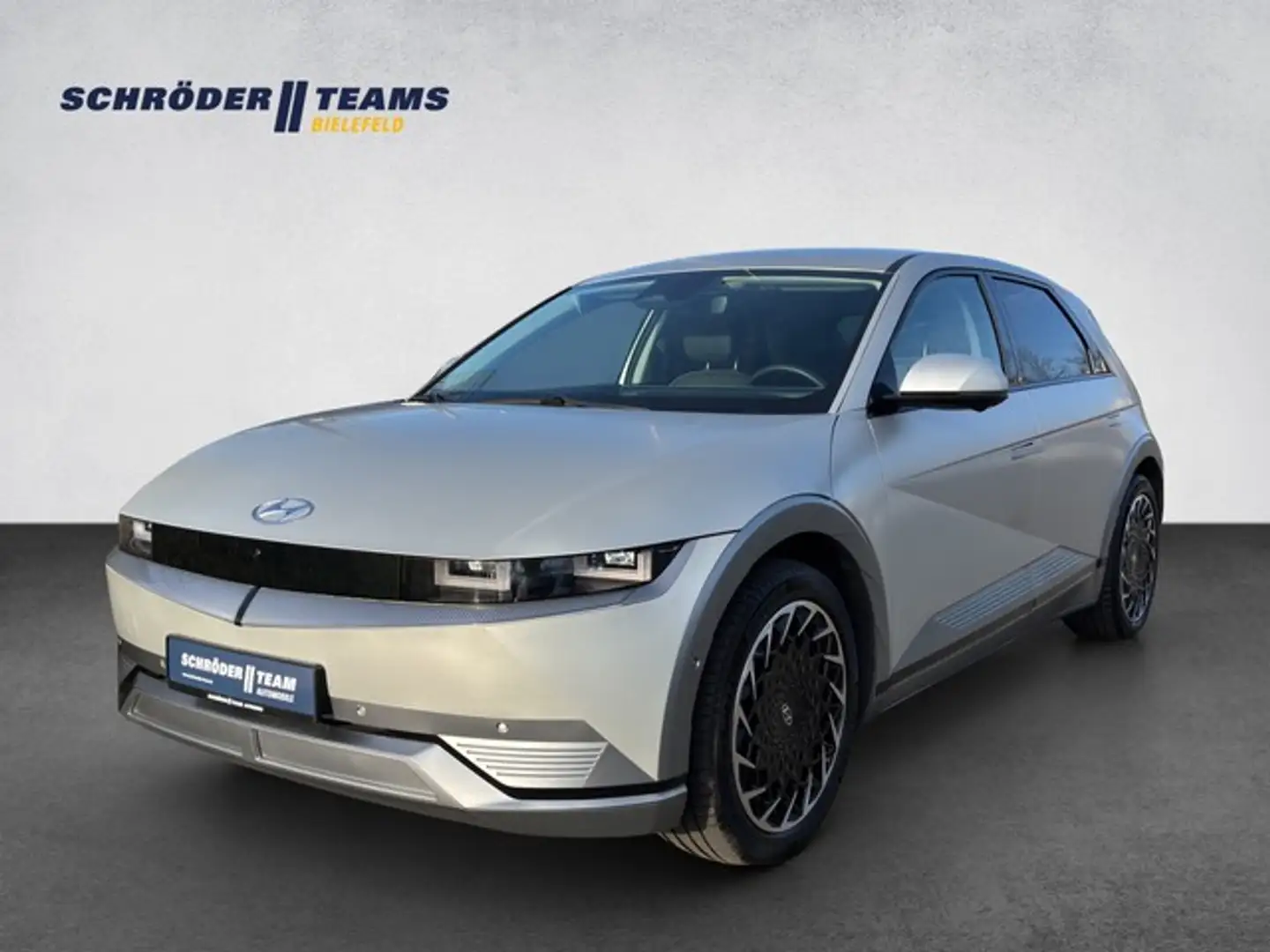 Hyundai IONIQ 6 5 Elektro 72,kWh Uniq ASCC/VIRTUAL/BOSE Oro - 1