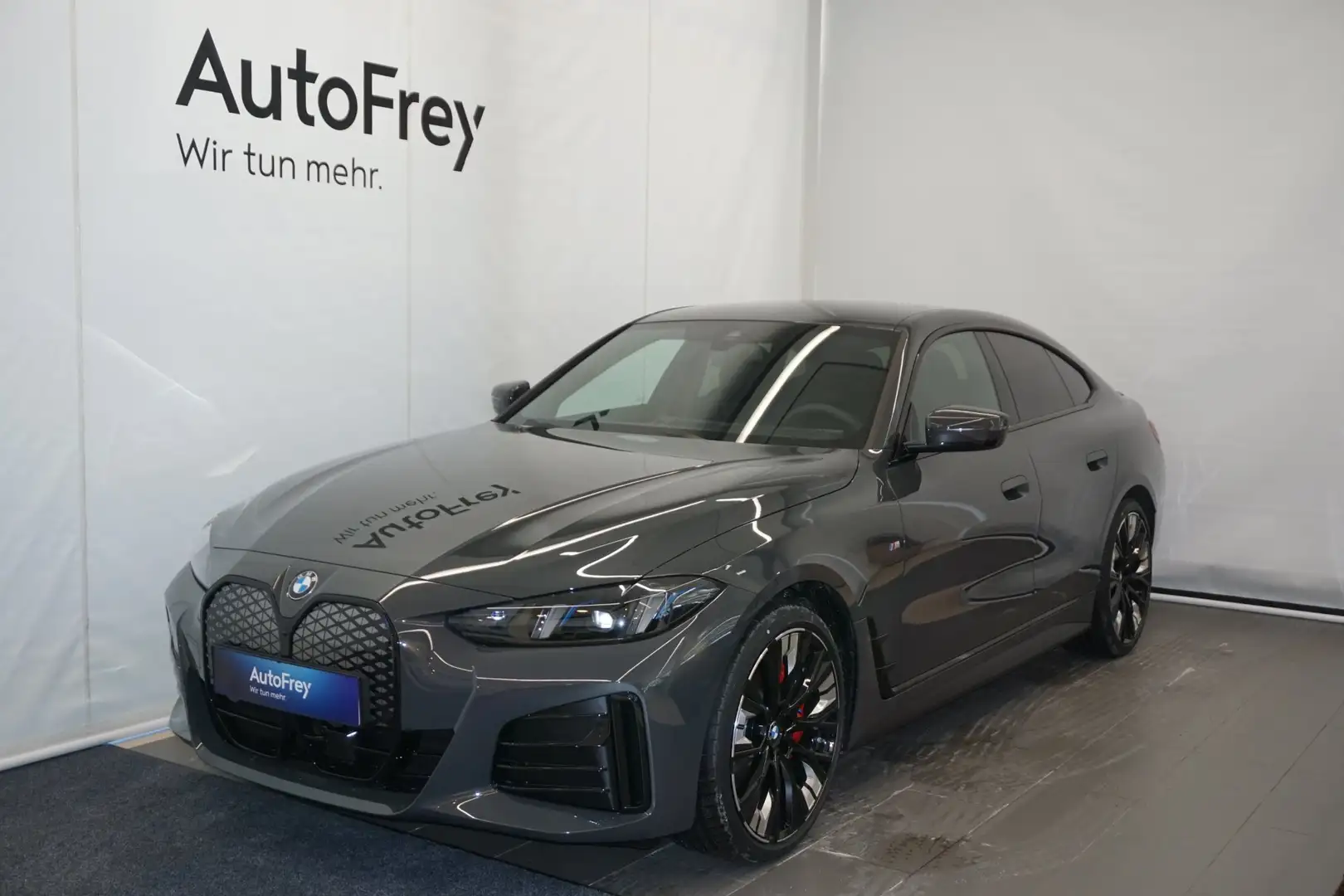 BMW i4 Gran Coupe xDrive40 81,1kWh Grau - 1