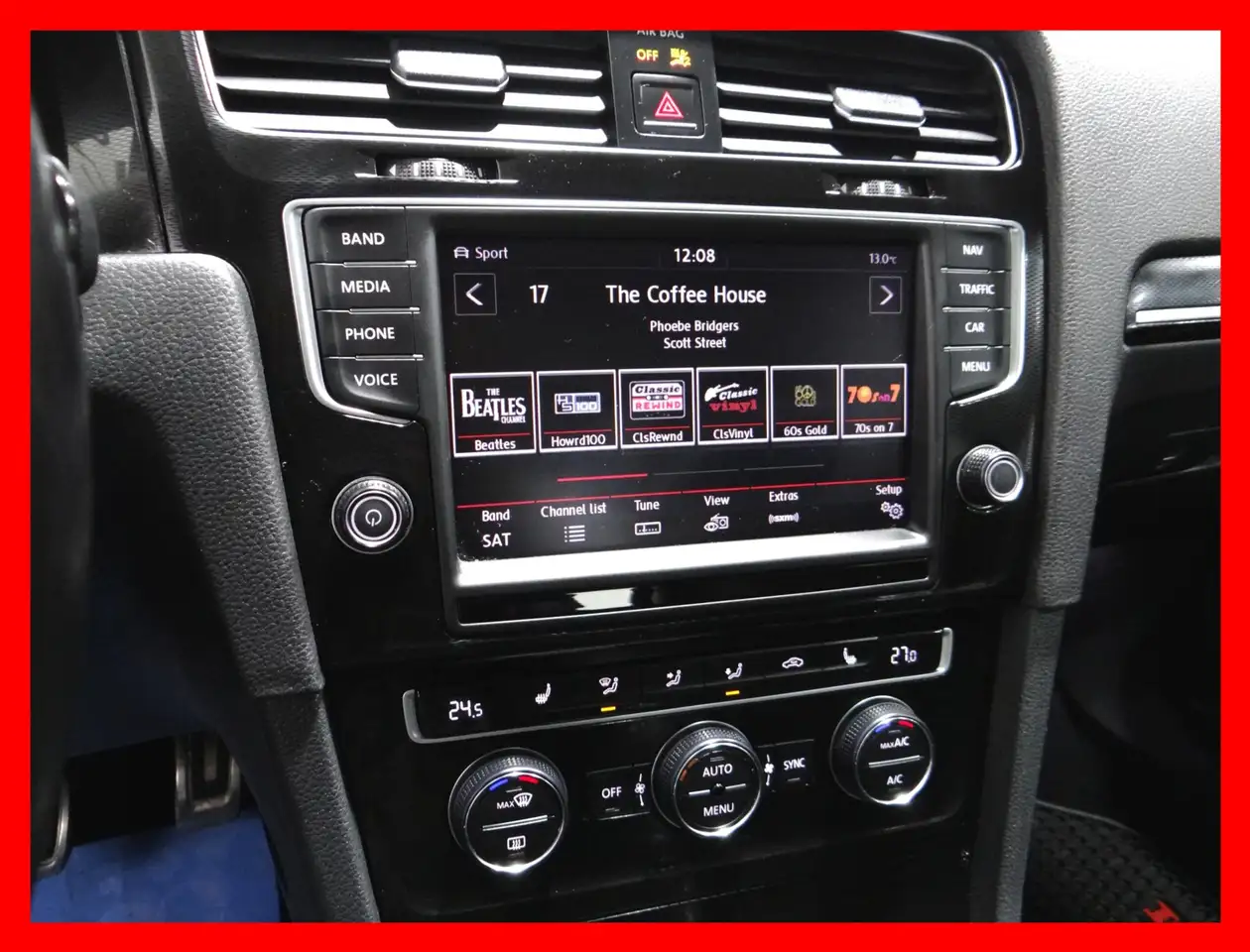 Volkswagen Golf GTI снимка Volkswagen Golf GTI