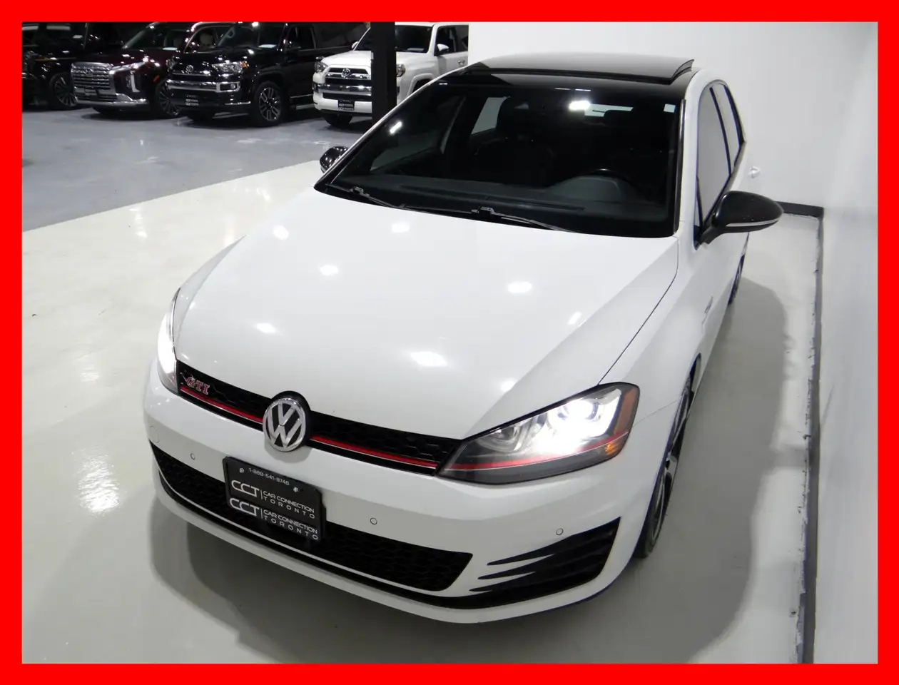 Volkswagen Golf GTI снимка Volkswagen Golf GTI