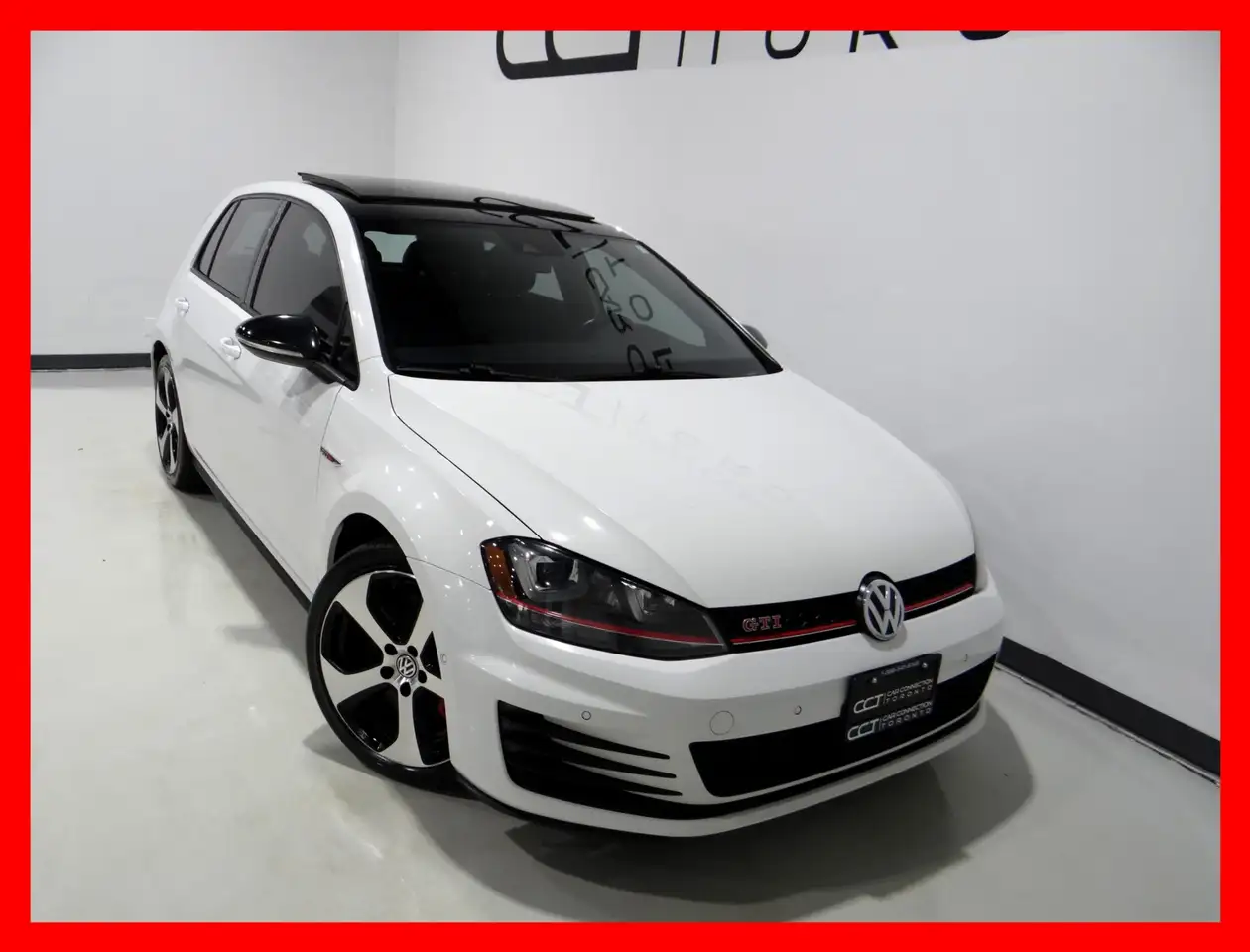 Volkswagen Golf GTI снимка Volkswagen Golf GTI