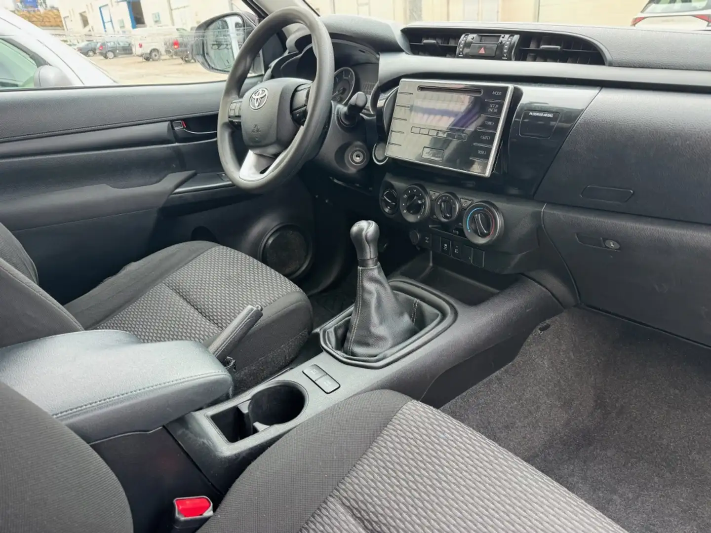 Toyota Hilux Cabina Extra GX Blanco - 2