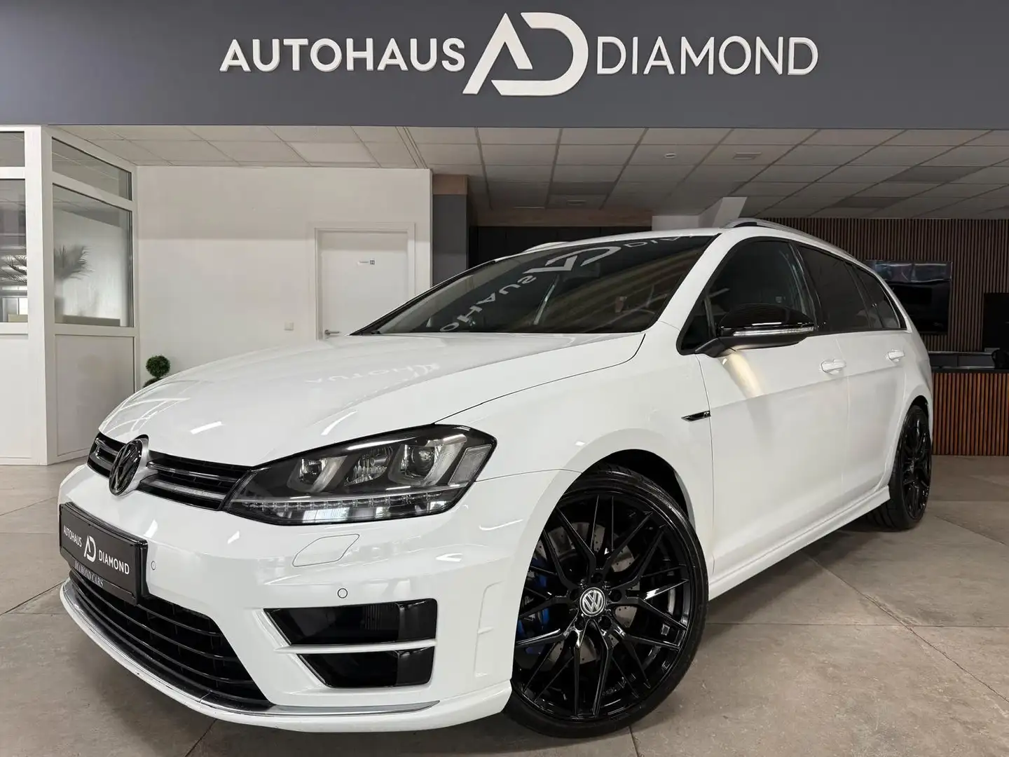 Volkswagen Golf VII Variant R BMT 4Motion Weiß - 2