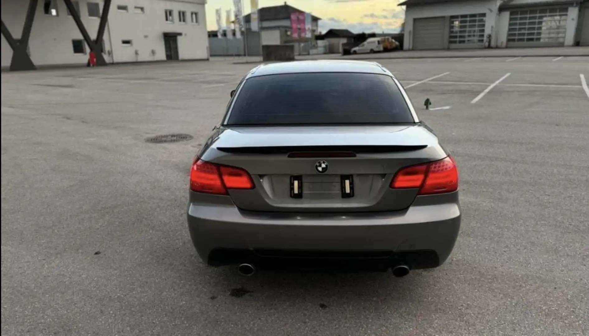 BMW 325 325d Cabrio Aut. - 2