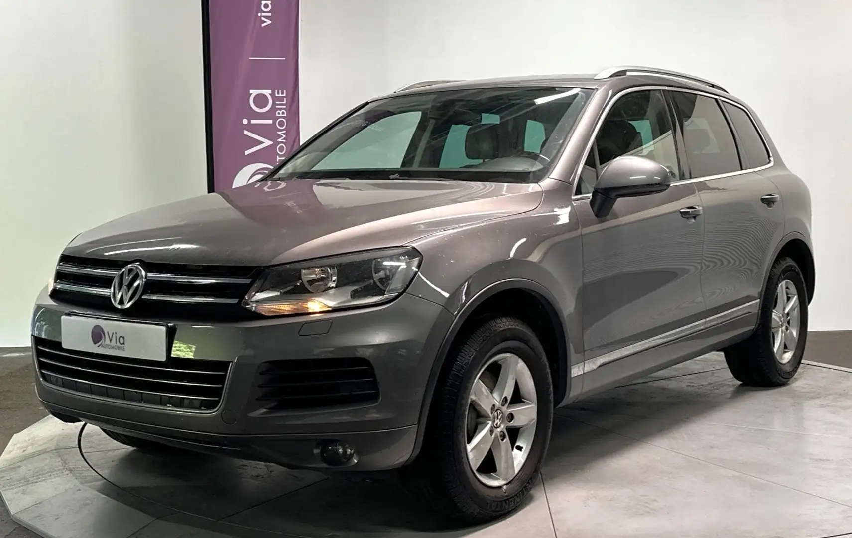 Volkswagen Touareg 3.0 V6 TDI 204 FAP 4Motion BlueMotion Carat Tiptro Gris - 1
