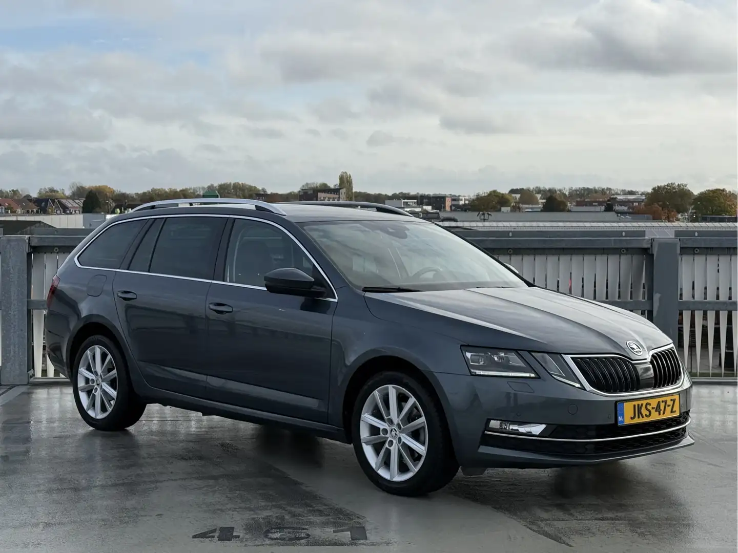 Skoda Octavia Combi 1.5 TSI Style | Navi | Clima | Cam | Trekhaa Grijs - 2