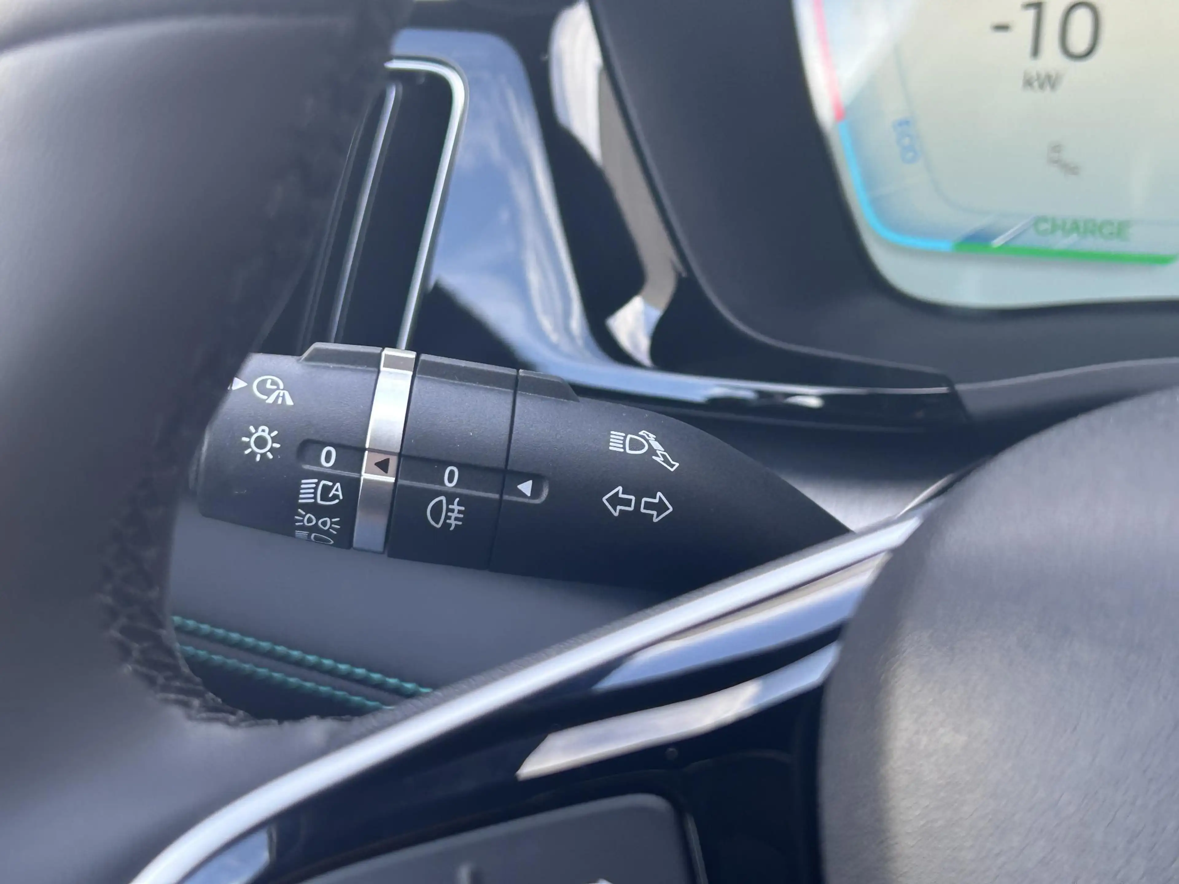 BYD Seal U 1.5 DM-i FWD Boost — photo 10