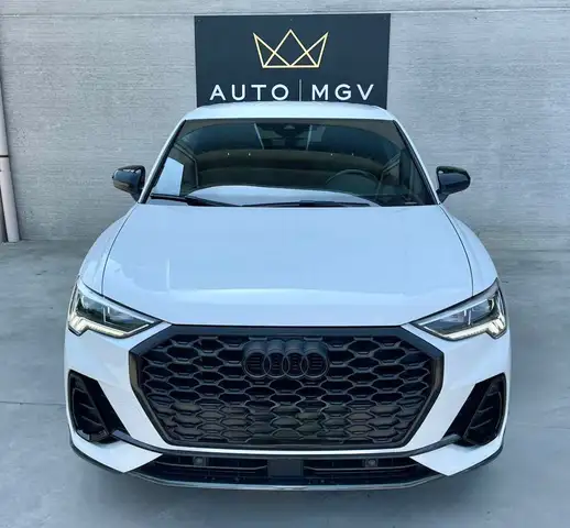 Audi Q3 view 2
