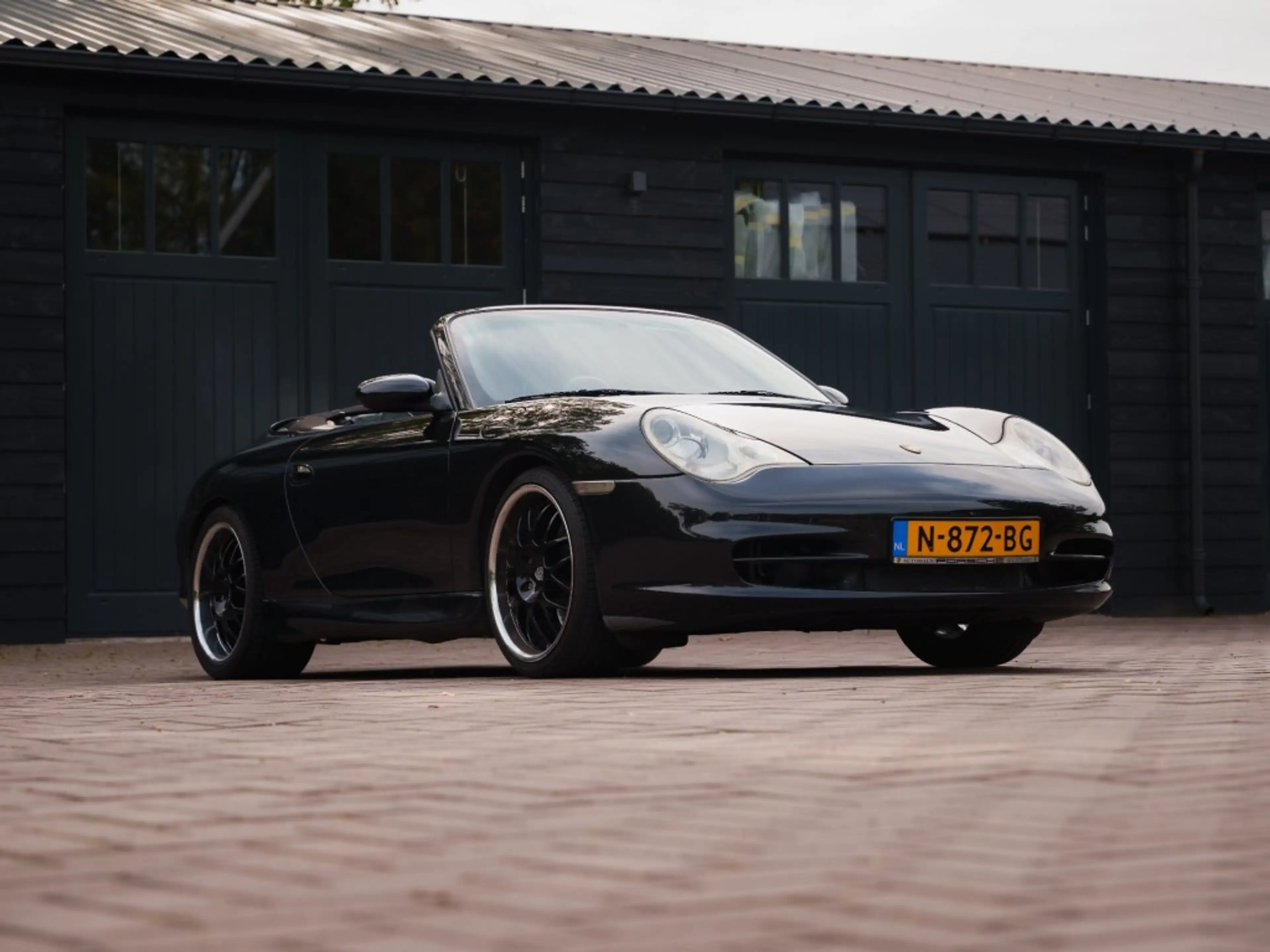 Porsche 996 Carrera 3.6 Cabriolet â 6-Speed Manual â — photo 13