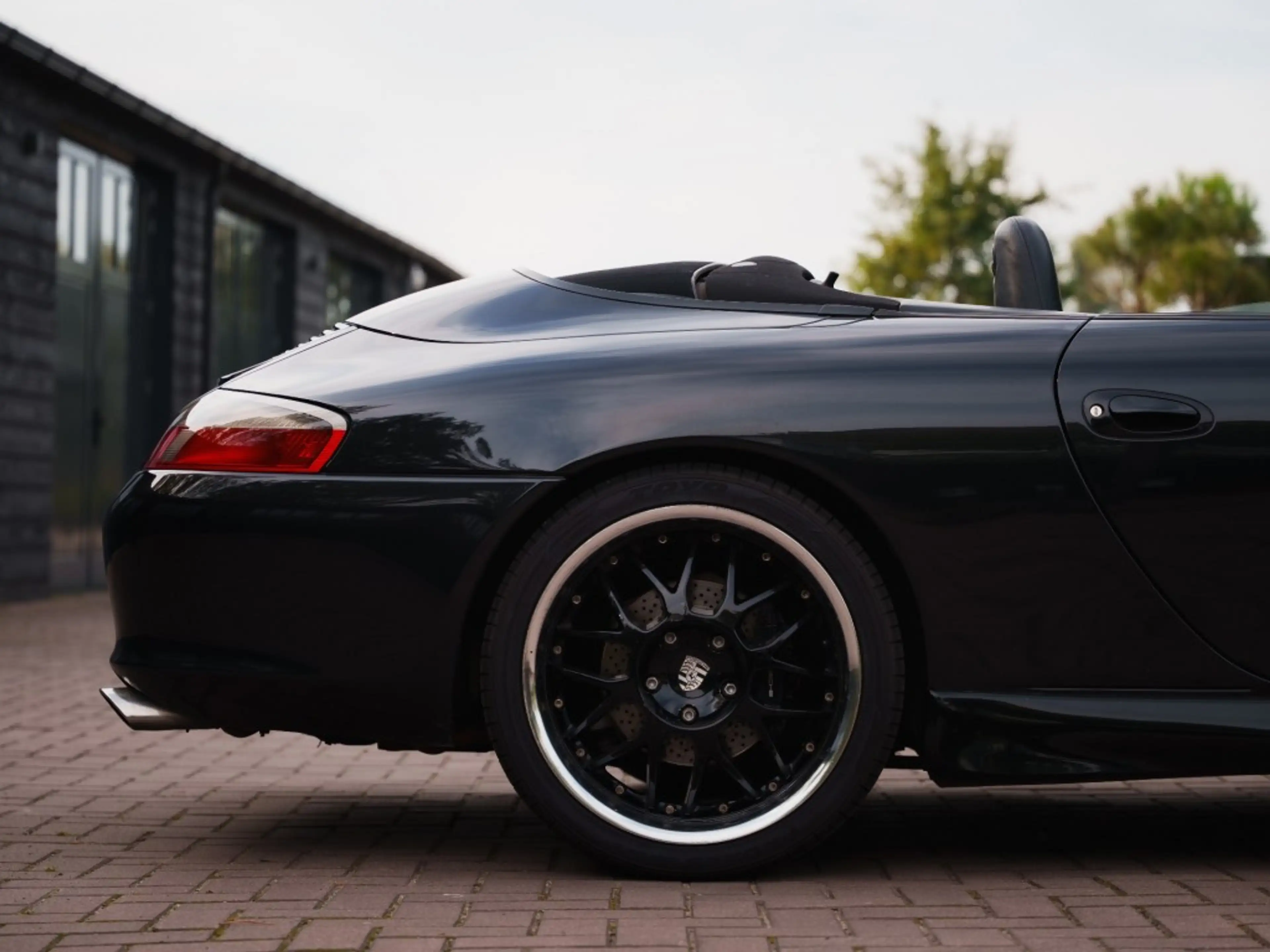 Porsche 996 Carrera 3.6 Cabriolet â 6-Speed Manual â — photo 8