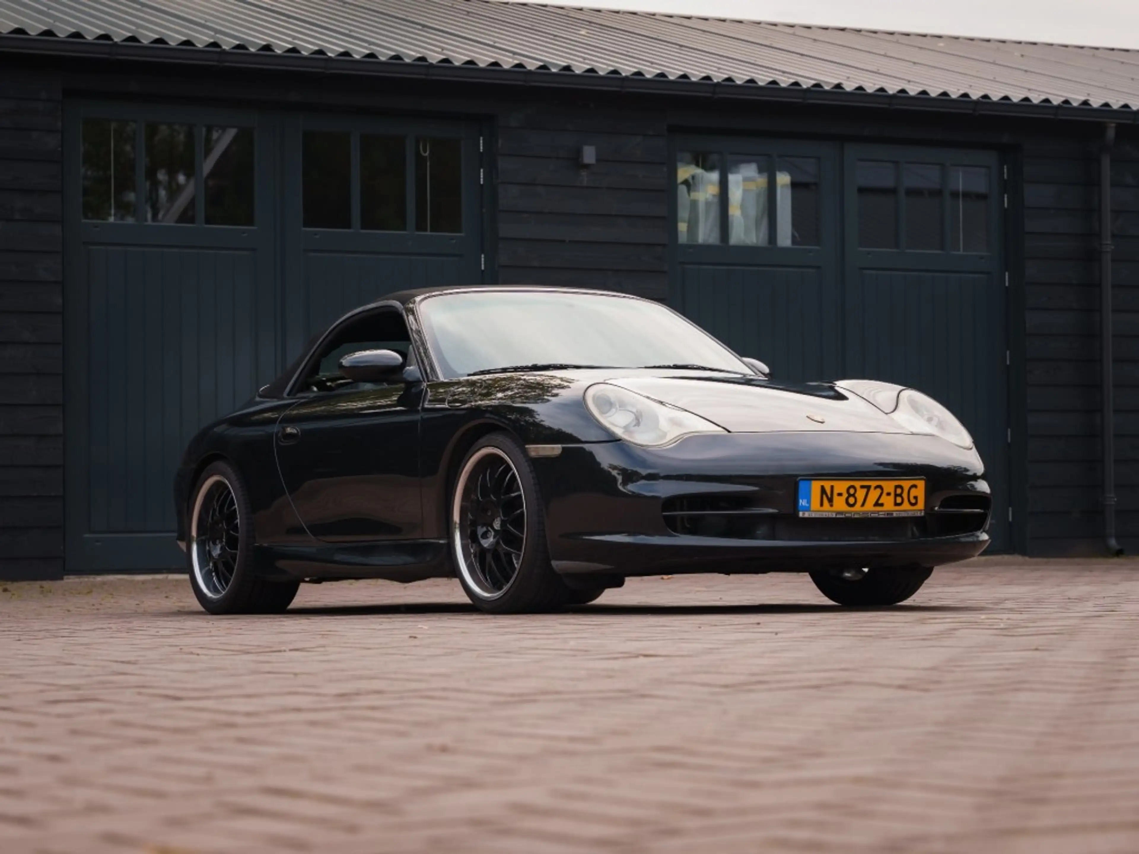 Porsche 996 Carrera 3.6 Cabriolet â 6-Speed Manual â — photo 3