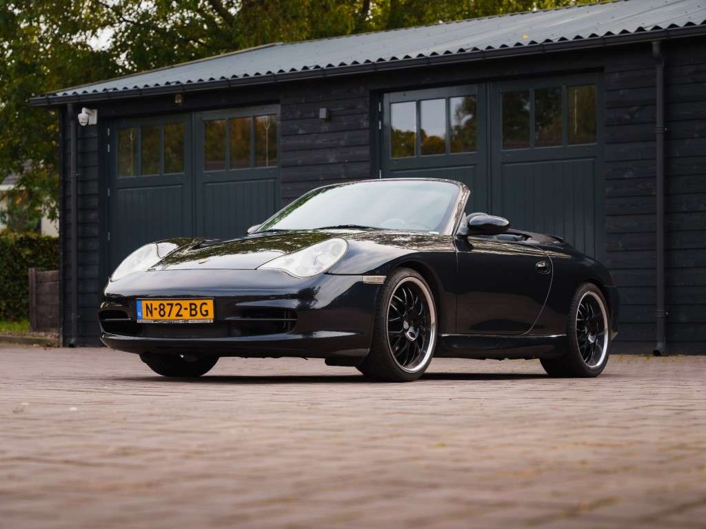 Porsche 996