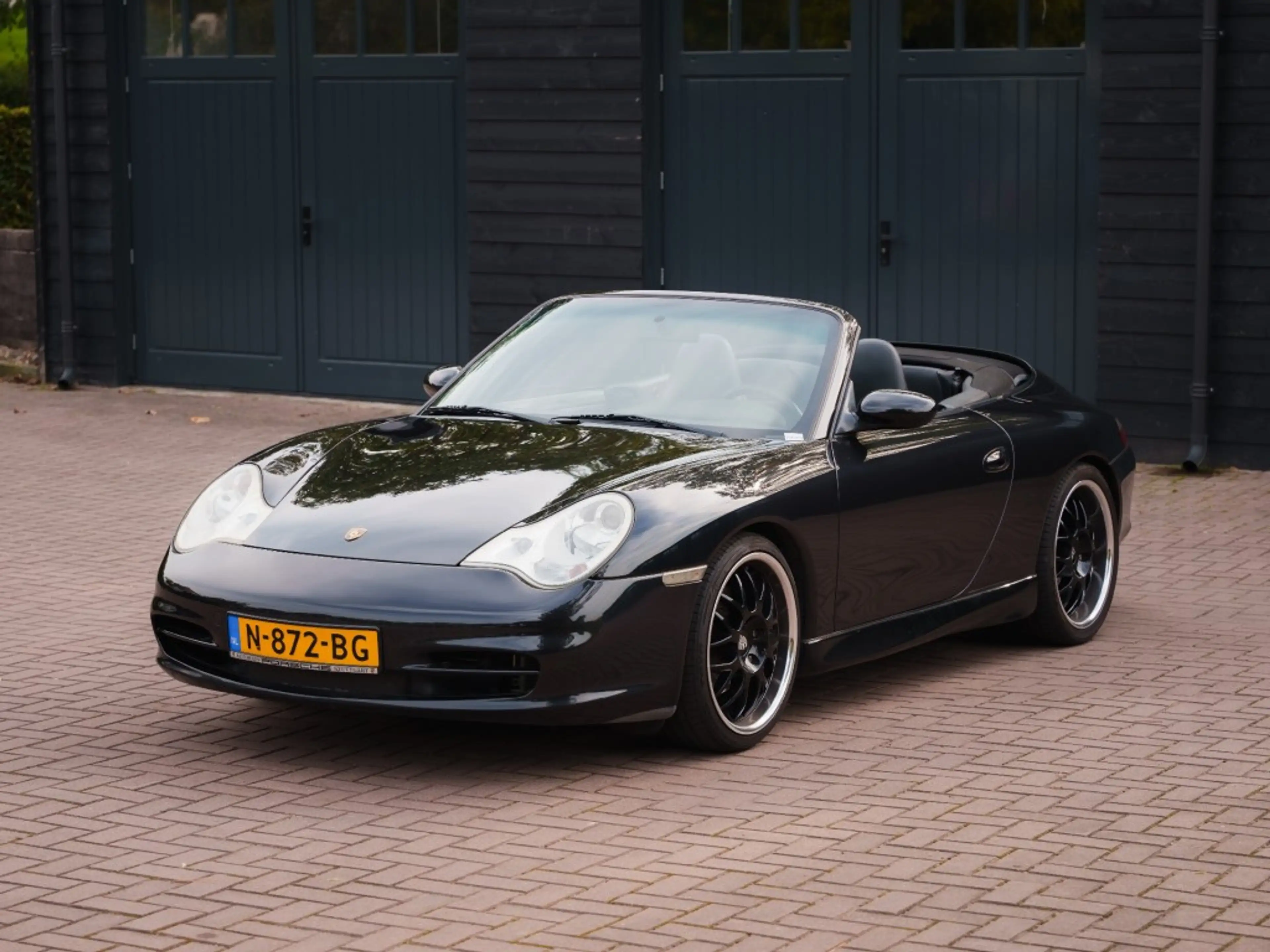 Porsche 996 Carrera 3.6 Cabriolet â 6-Speed Manual â — photo 2