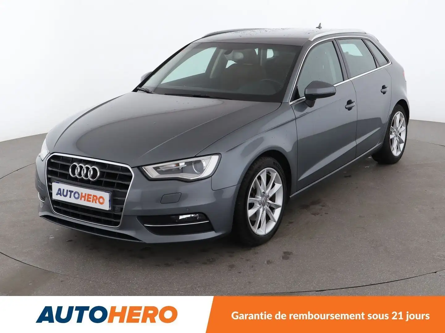 Audi A3 Sportback 2.0 TDI Ambition Luxe Gris - 1
