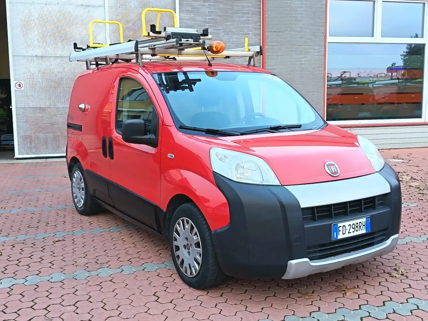 Fiat Fiorino FIORINO 1.3 MJT 95CV - ATTREZZATO Rouge - 1