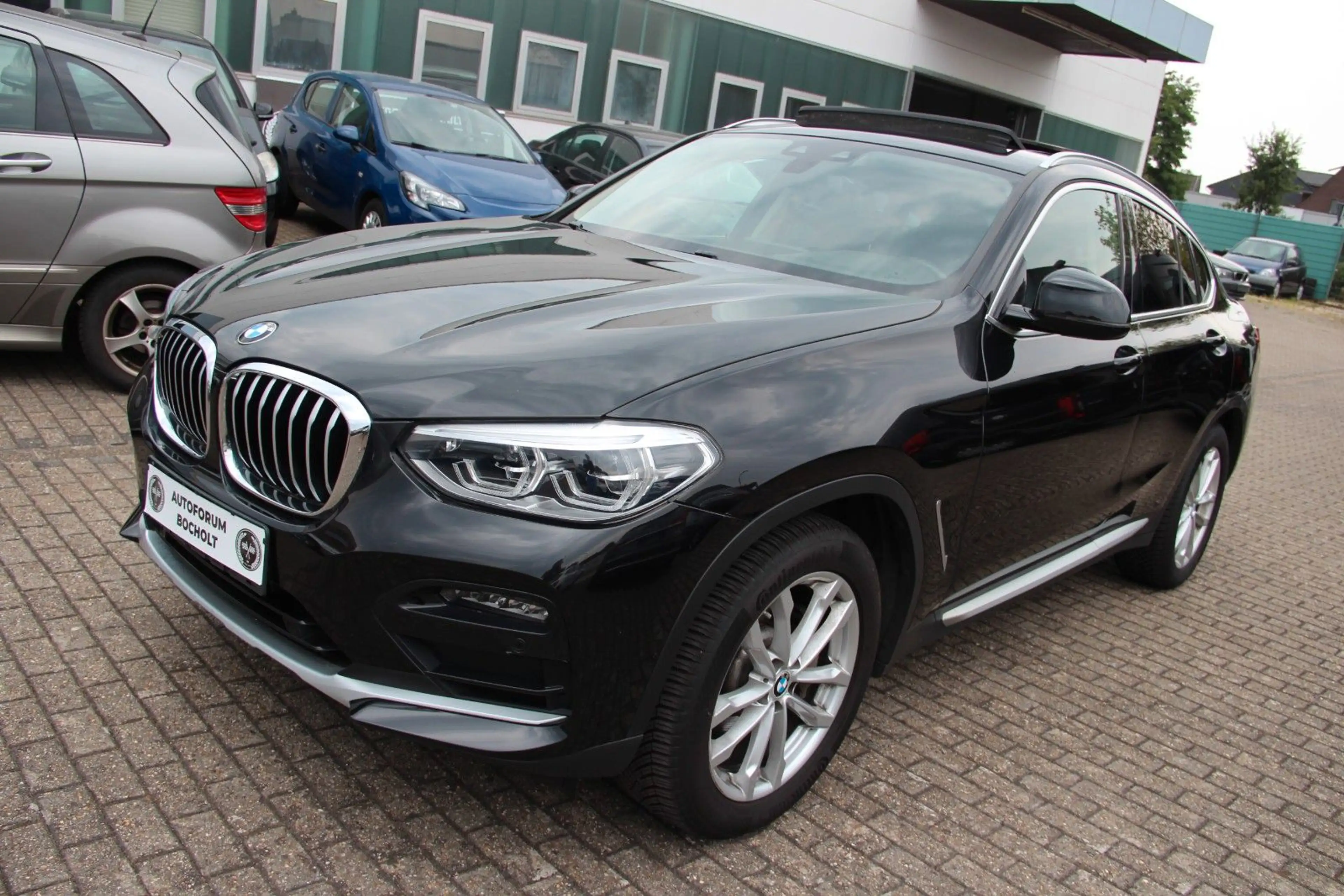 BMW X4 xDrive 30 d xLine, Pano, SHZ, X Line — photo 8
