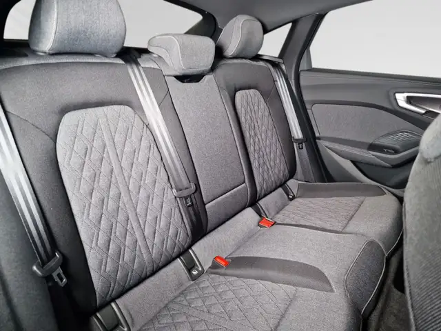 Audi A5 view 8