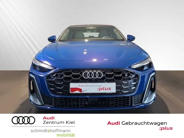 Audi A5 view 2